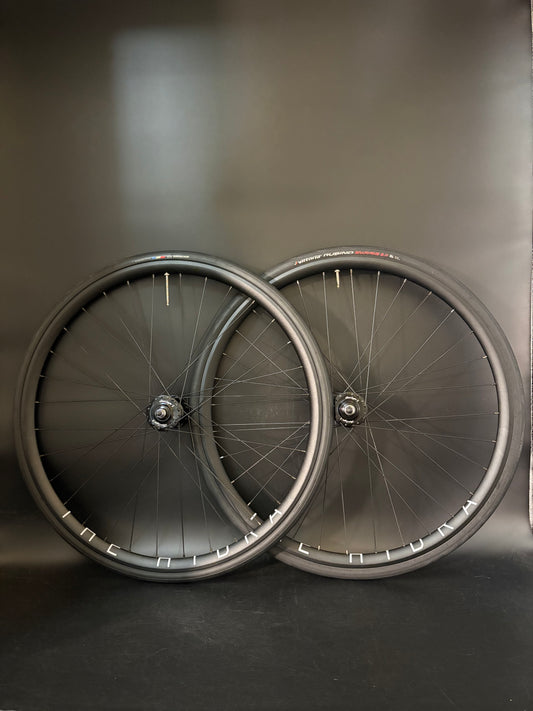 H Plus Son Hydra / Gran Compe ll Wheelset Black 32h