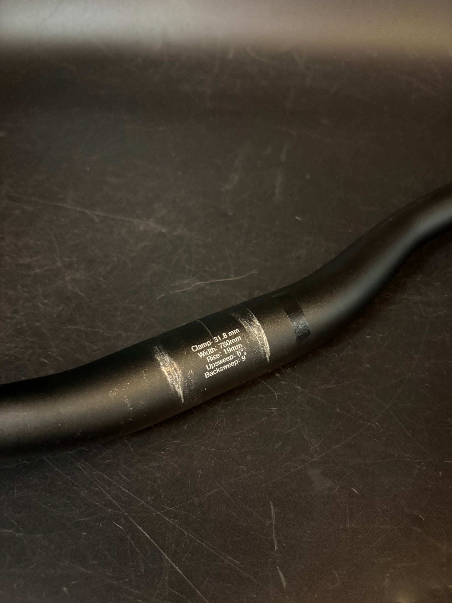 Unbranded Riser Handlebar Black 680mm 31.8