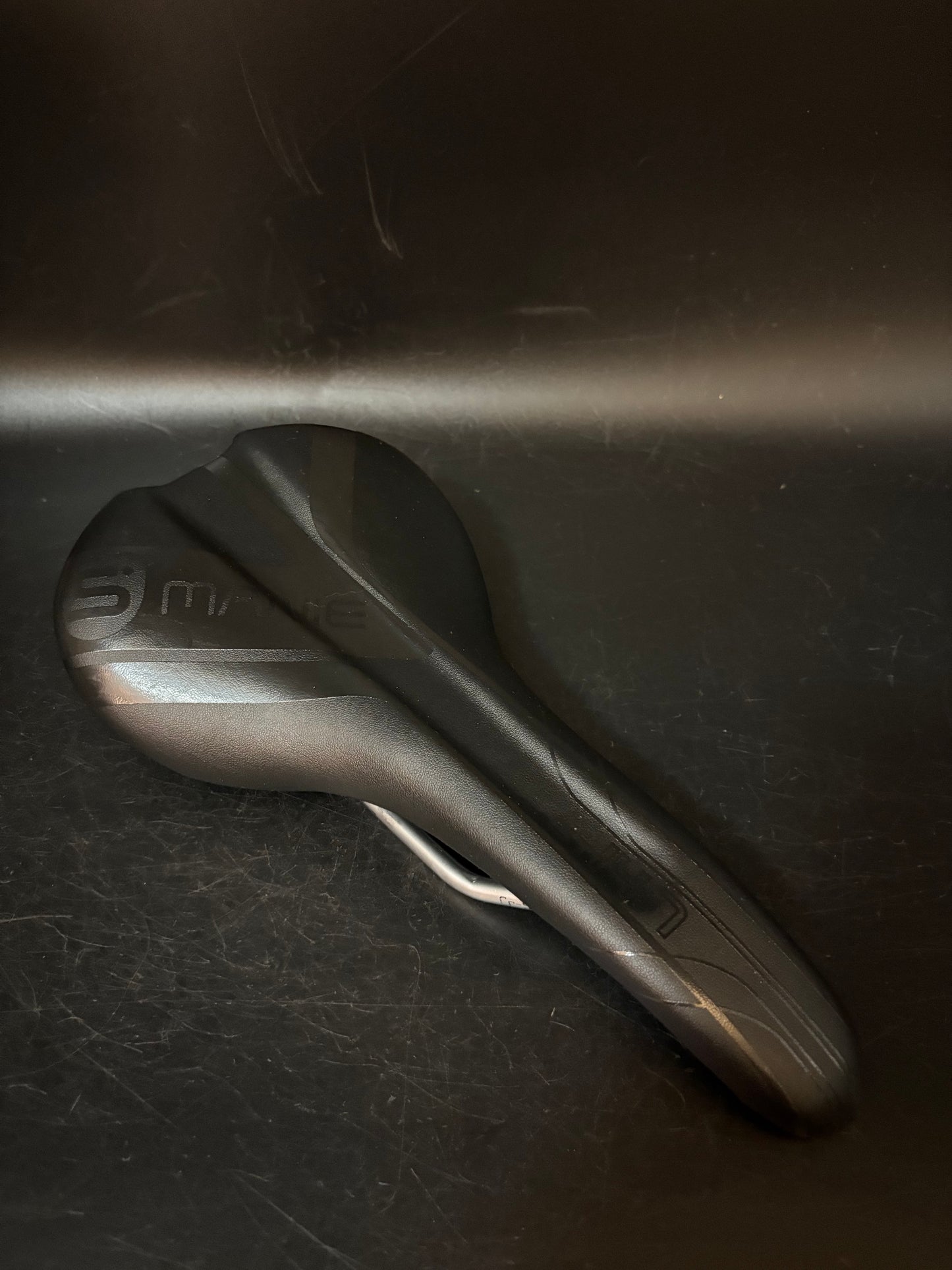 Smanie GT 147 Saddle Black 147mm