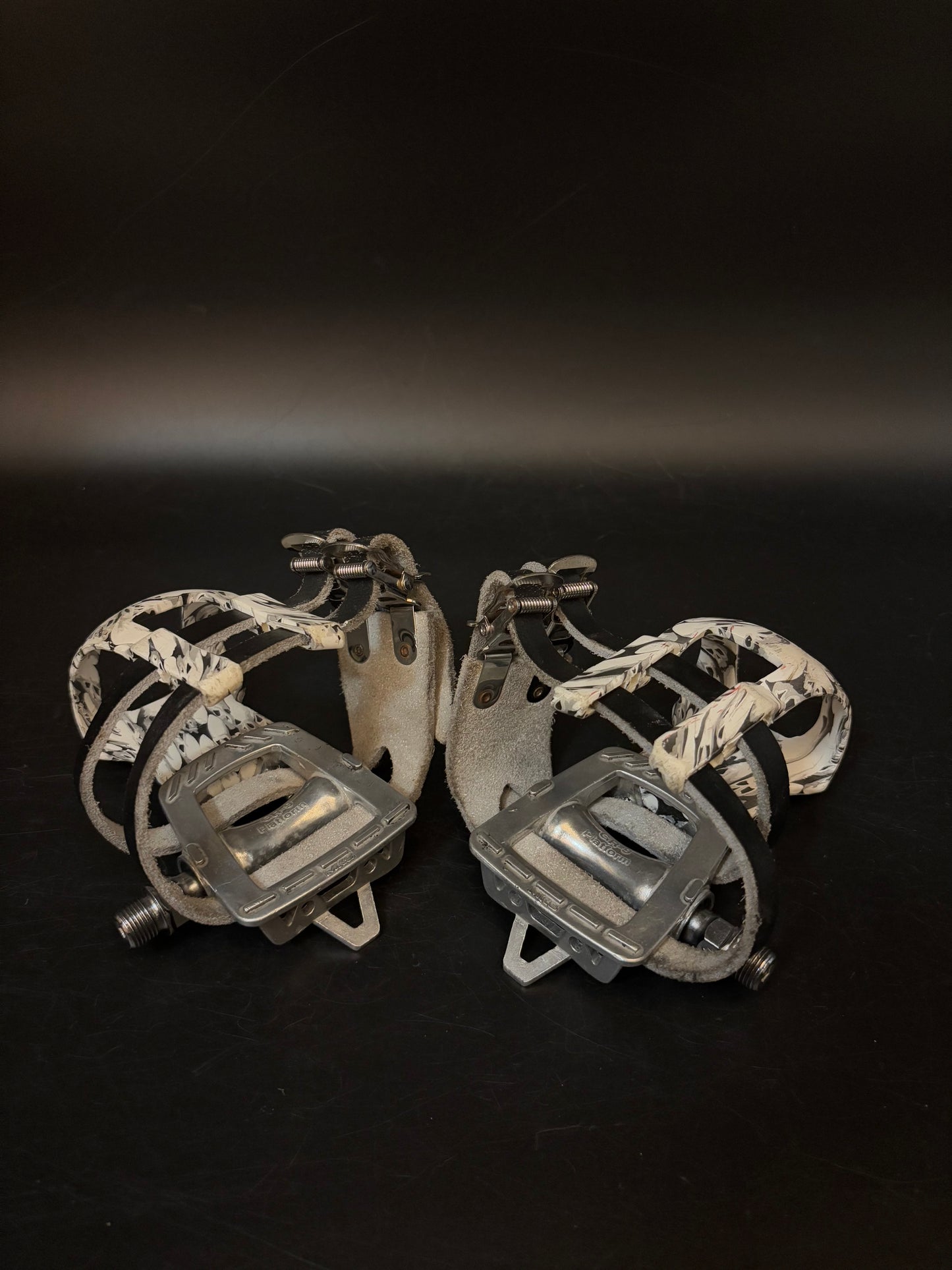 MKS GR9 / Origin 8 Double Straps Pedal Setup