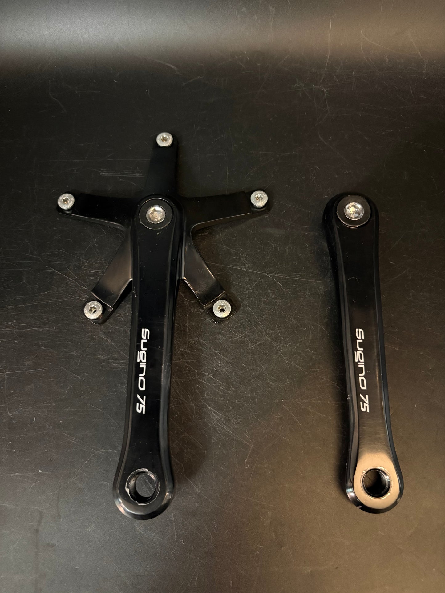 Sugino 75 Cranks Black 165mm