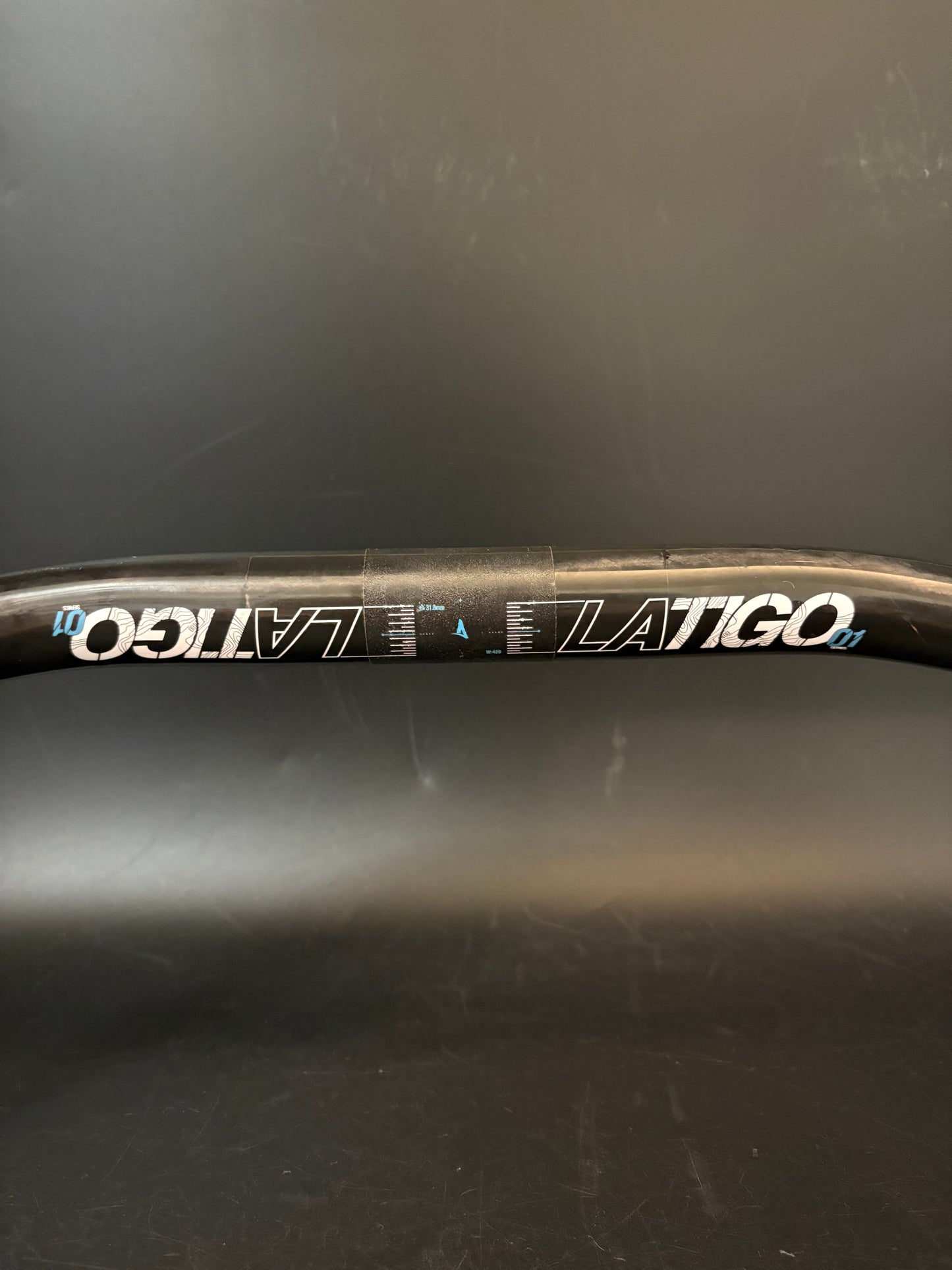 Aventon Latigo Track Drop Handlebar Carbon 42cm 31.8