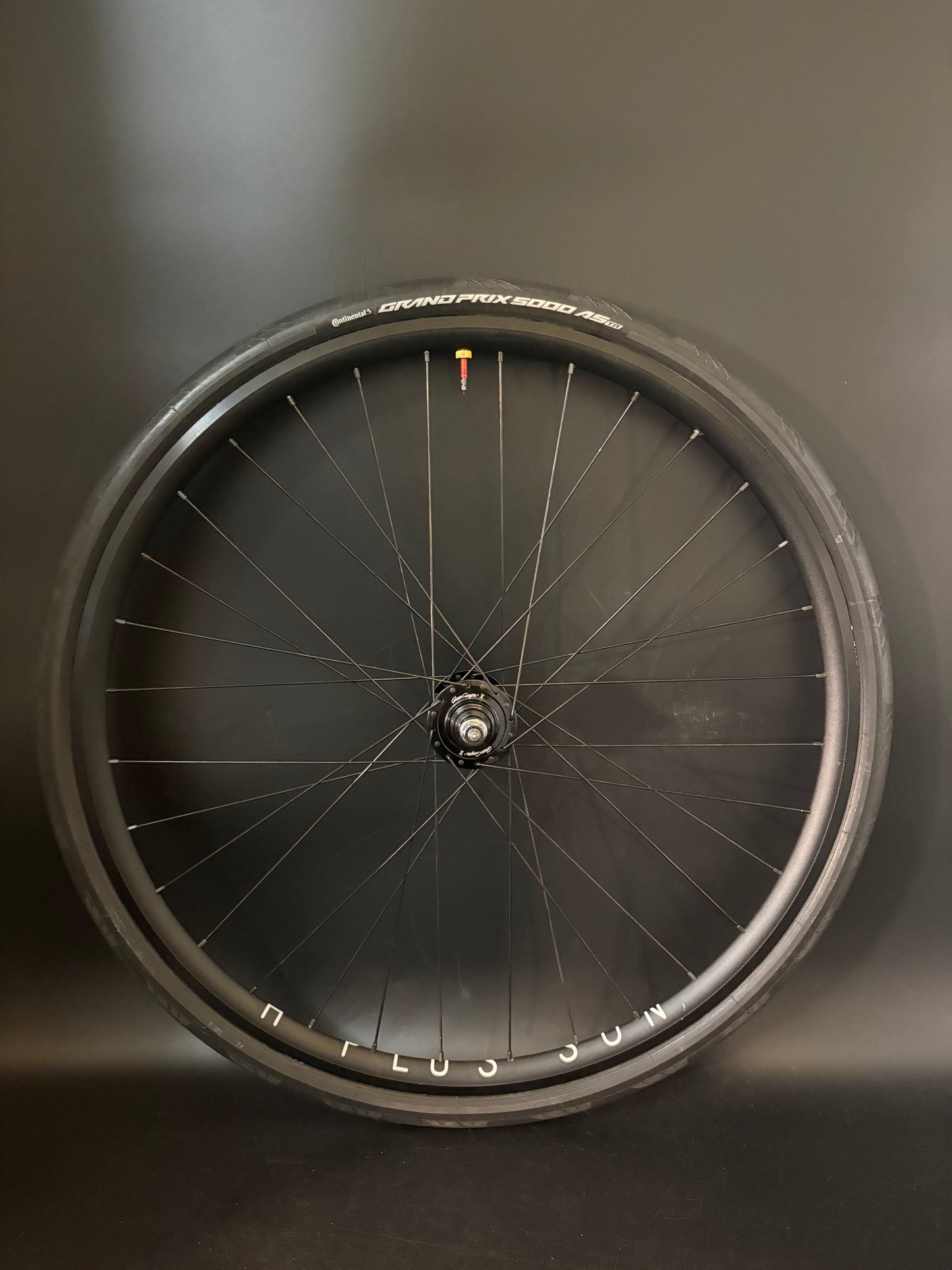 H Plus Son Archetype / Gran Compe HF Wheelset Black 32h Tubeless