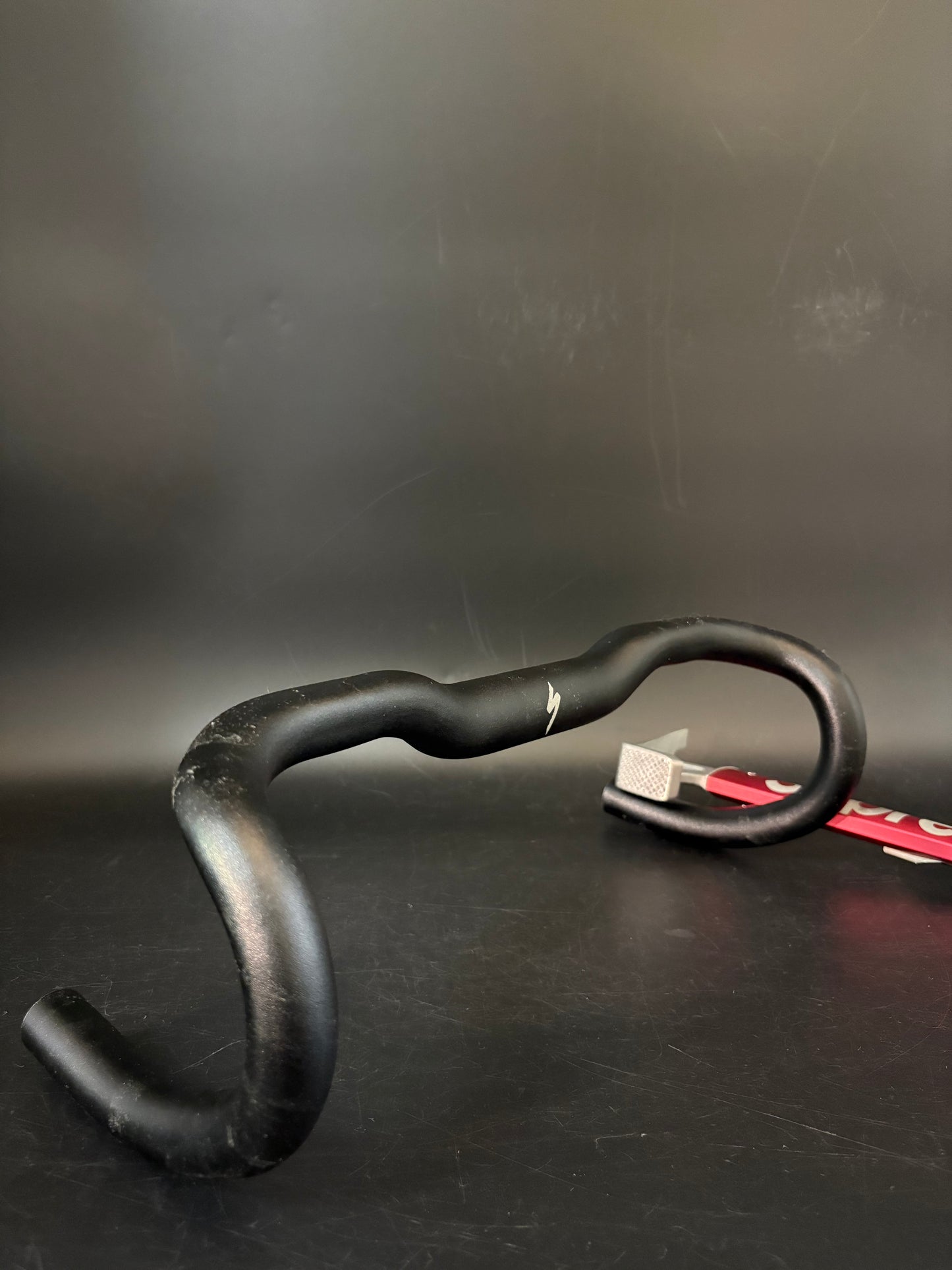 Specialized Hover Drop Handlebar Black 36cm 31.8