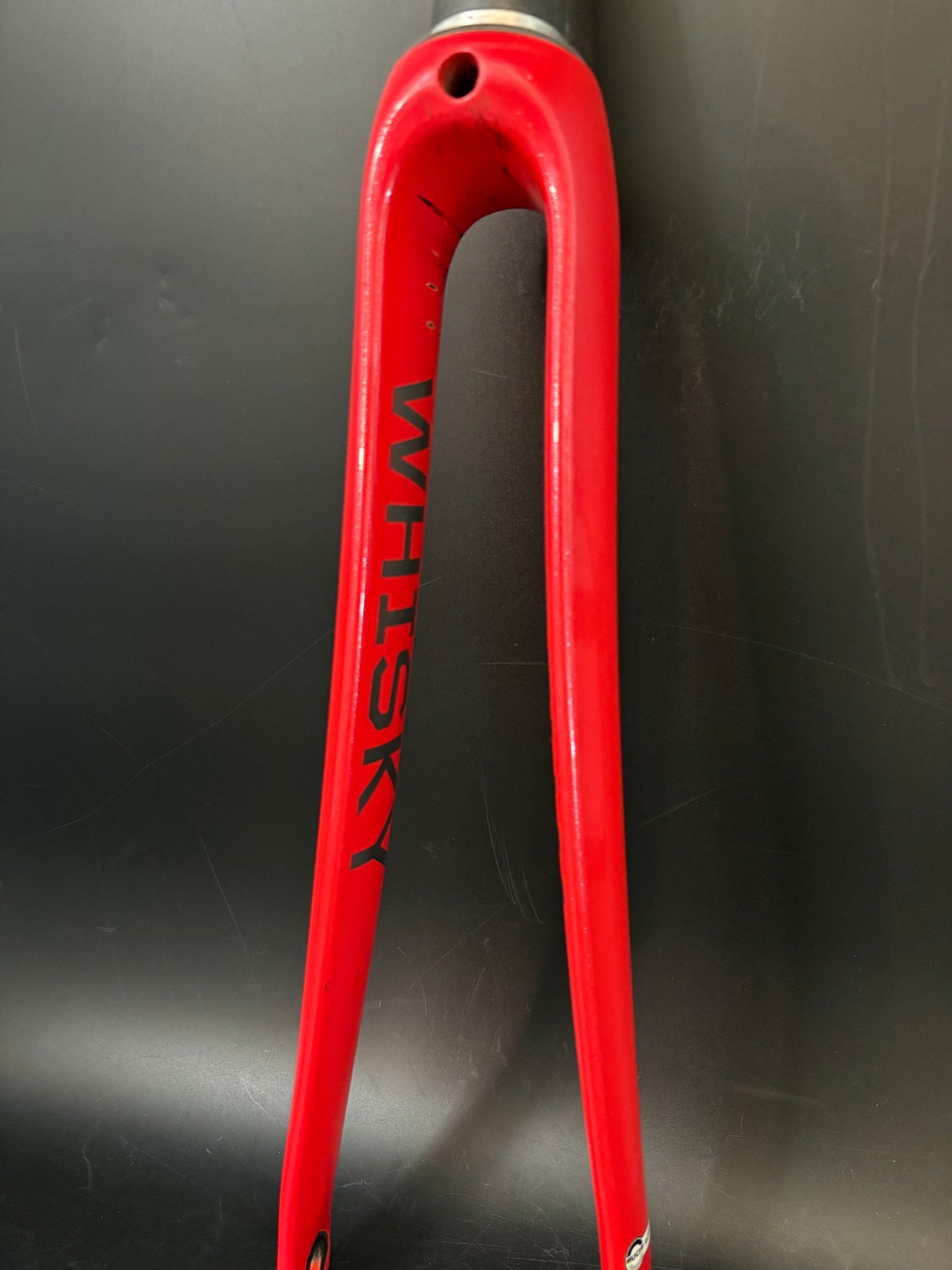 Whisky Carbon Fork Red 1 1/8”-1 1/2” Tapered 178mm 45 Rake
