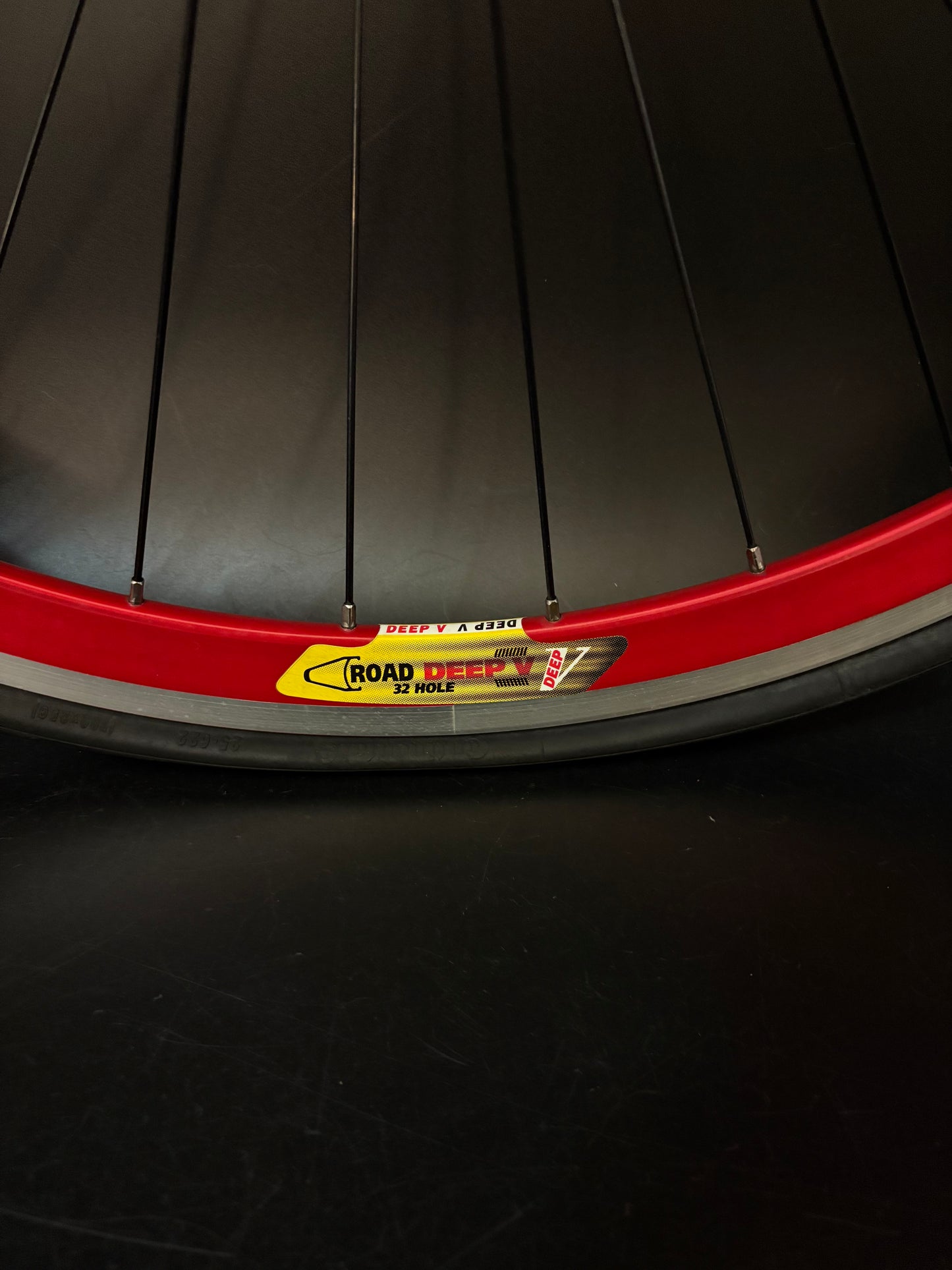 Velocity Deep V Red Machined / Phil Wood Wheelset Black 32h