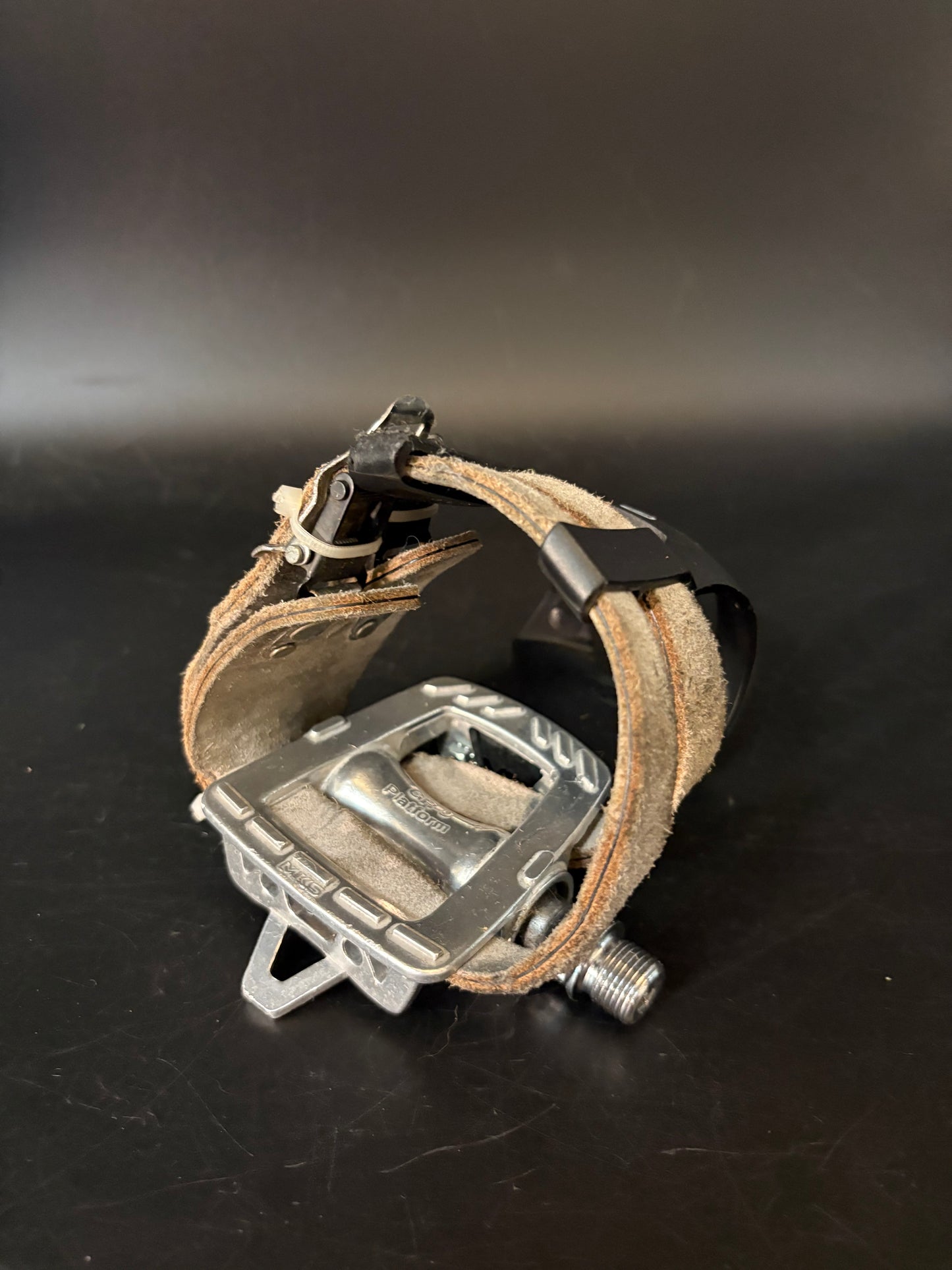 MKS GR-9 / Toshi Double Straps Pedal Setup