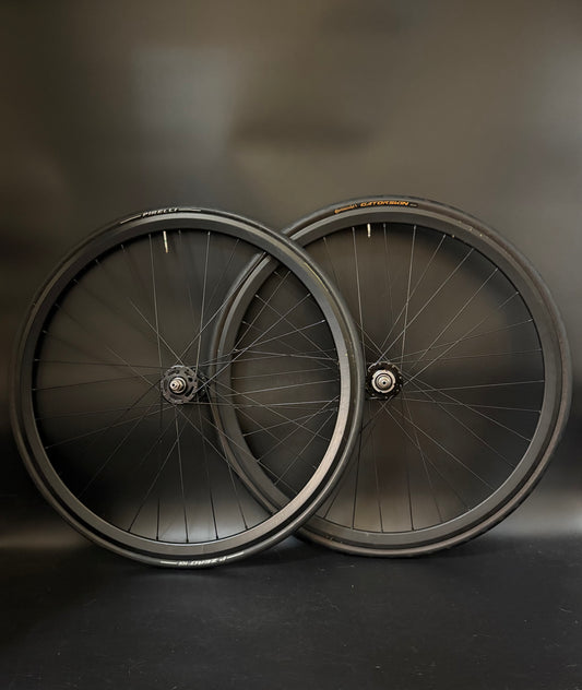 Deep V / Dimension Wheelset Black 32h