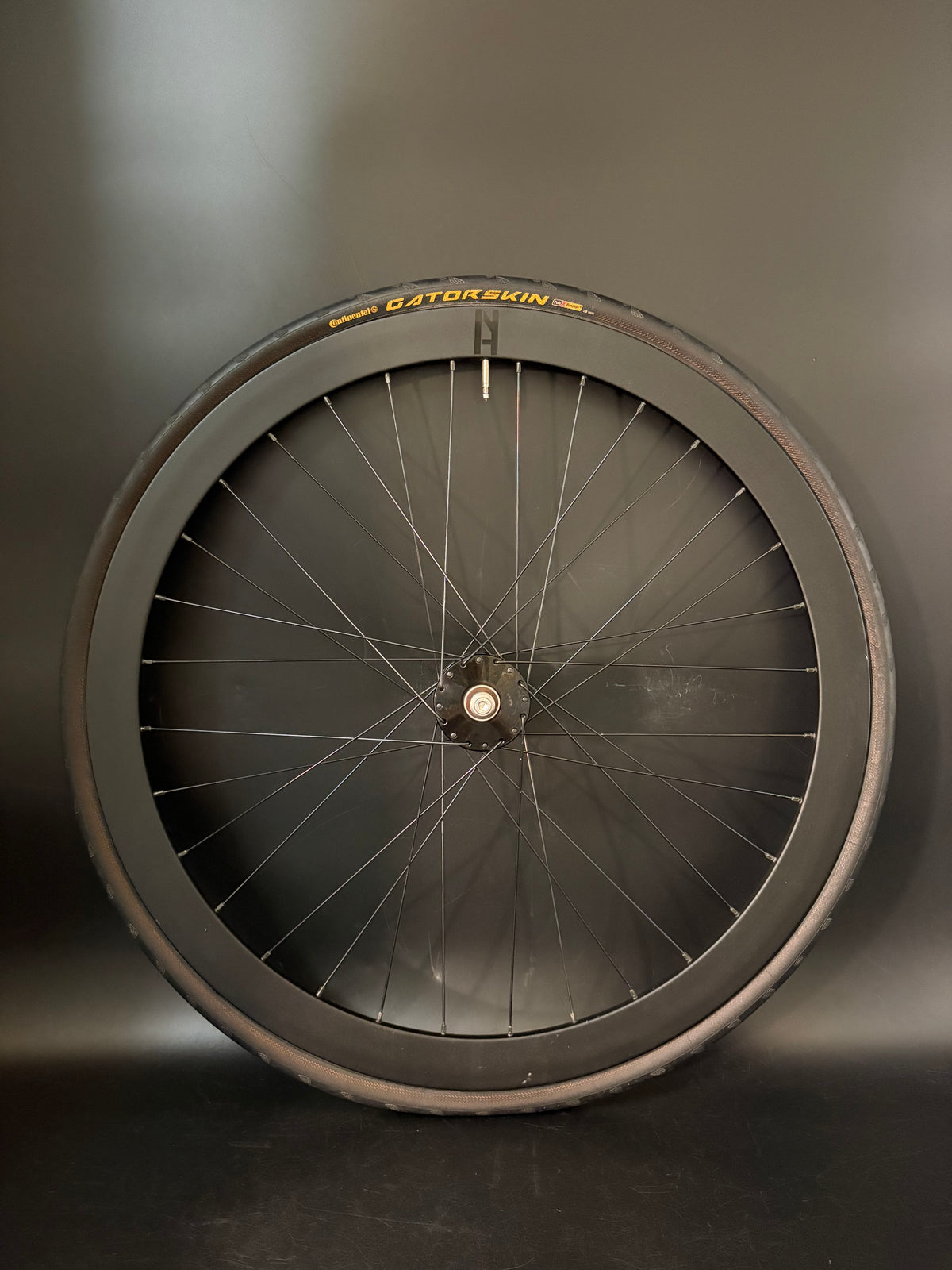 H Plus Son SL42 + Formation Face Black / Phil Wood HF Wheelset 32h