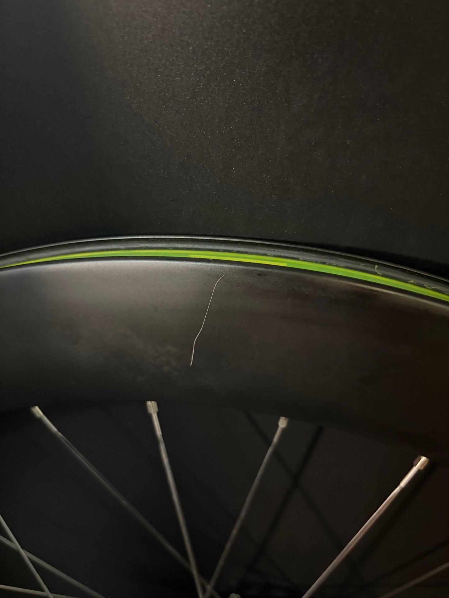 Light Bicycle Falcon R65 Carbon / White Industries Black Wheelset 28h