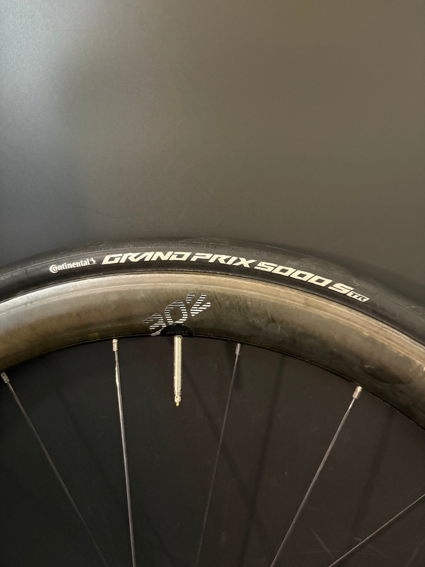 Zipp 302 Carbon Clincher / Zipp + DT Swiss Wheelset 20/24h