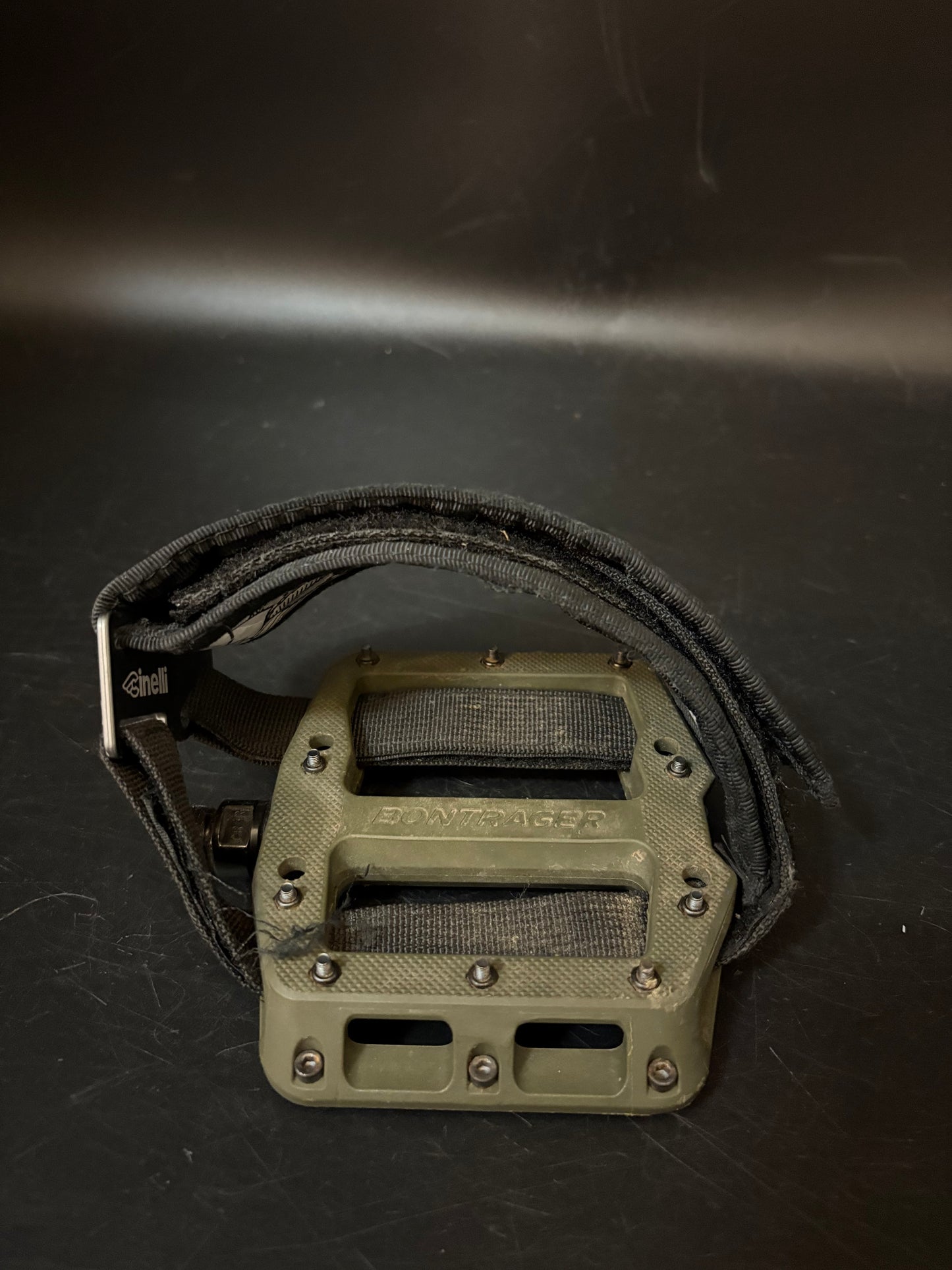 Bontrager Platform Pedals / Cinelli Mike Giant Straps Pedal Setup