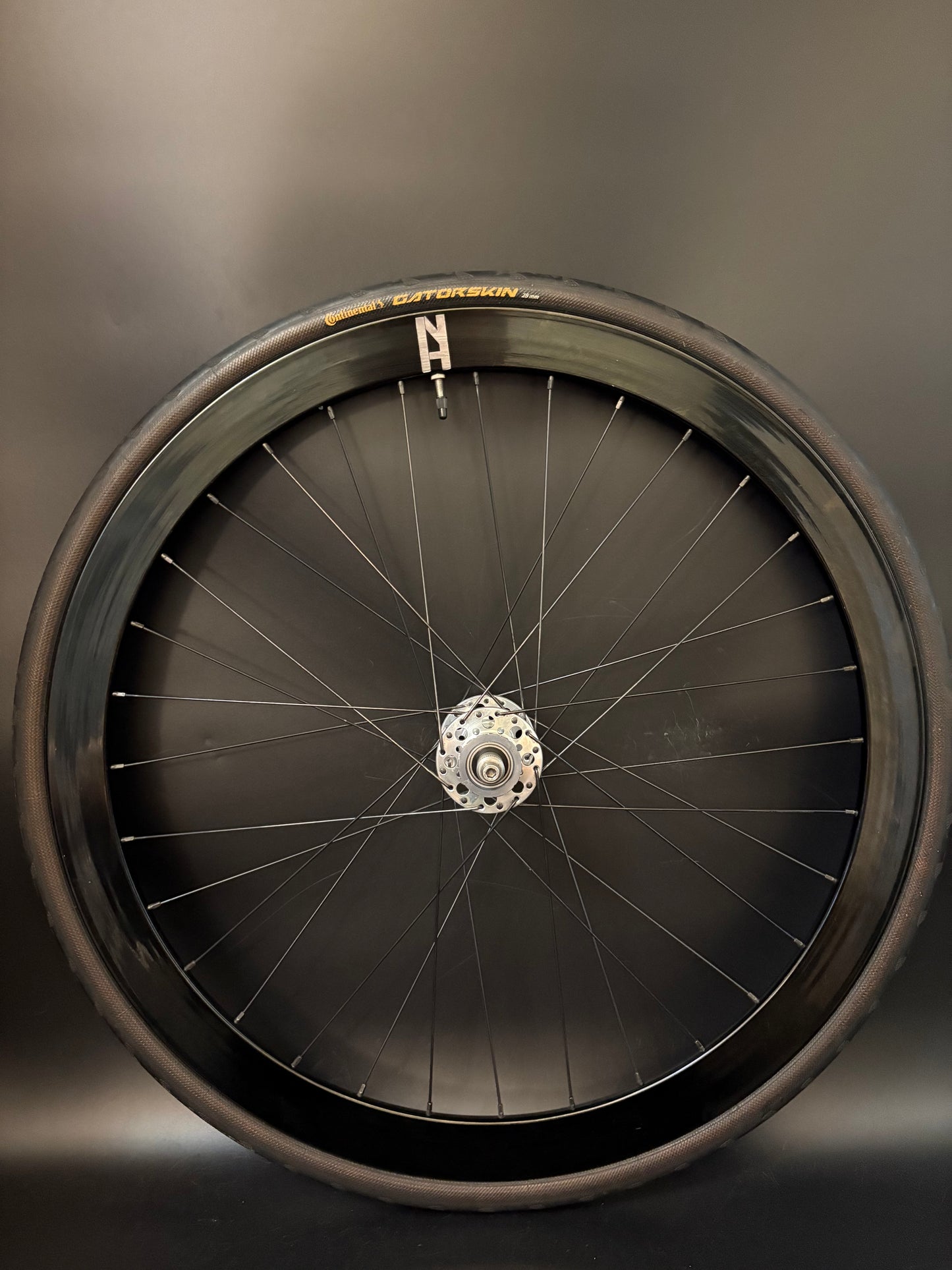 H Plus Son Eero Black / Phil Wood Pro HF Silver Wheelset 32h