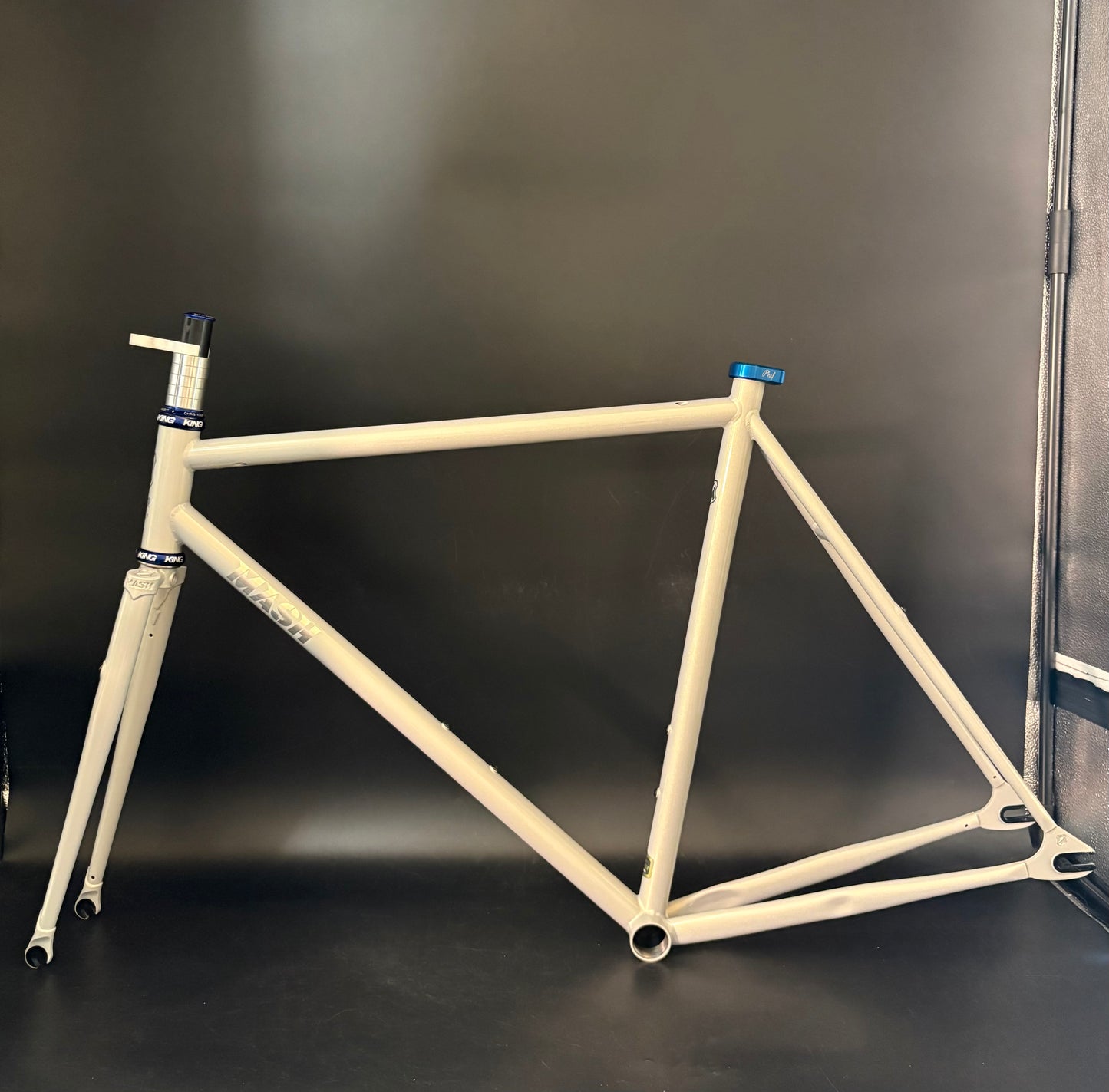 Mash Steel Frameset Pearl Fog 55cm
