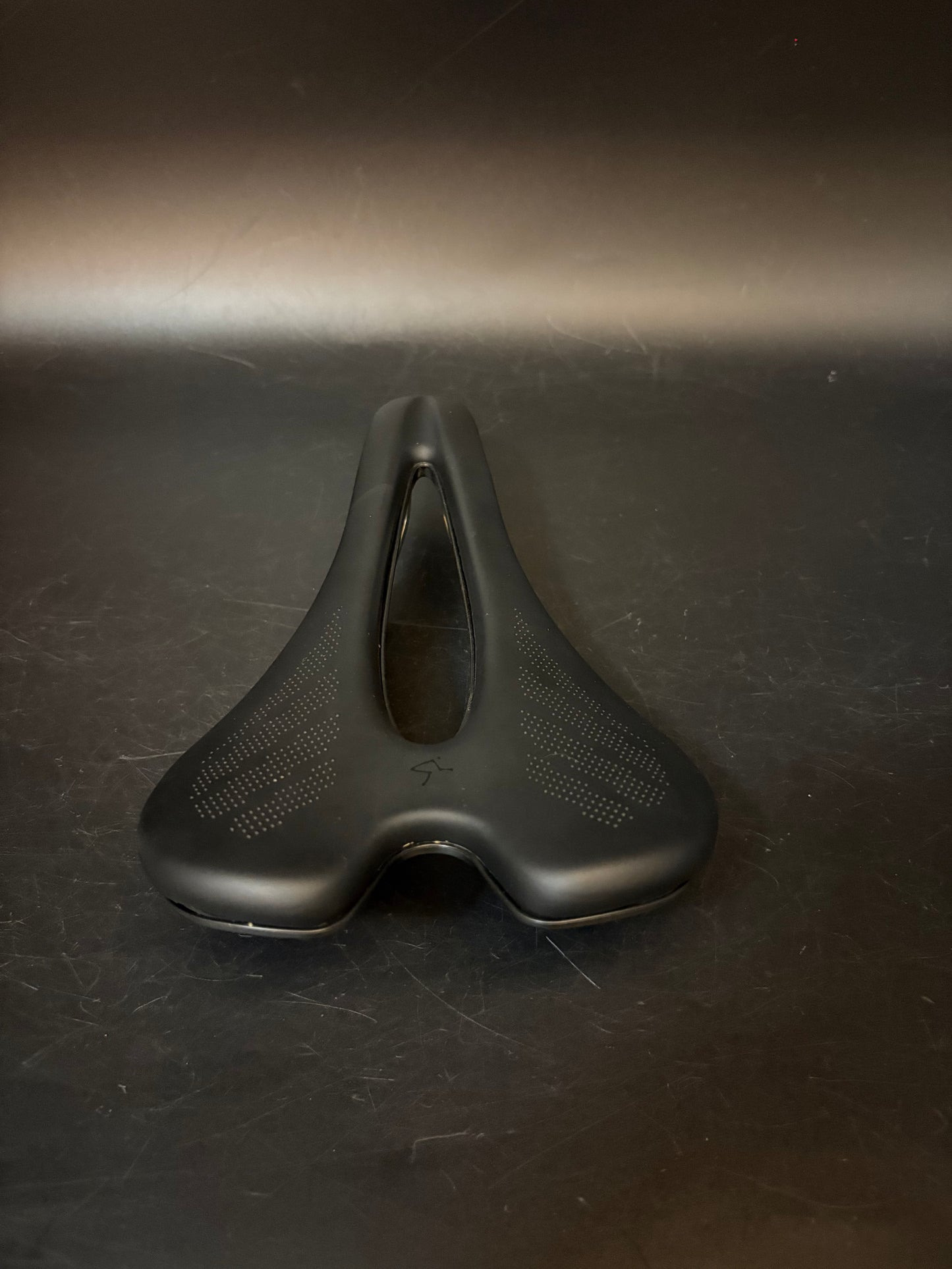 Form Cycling Throne RS Saddle Black