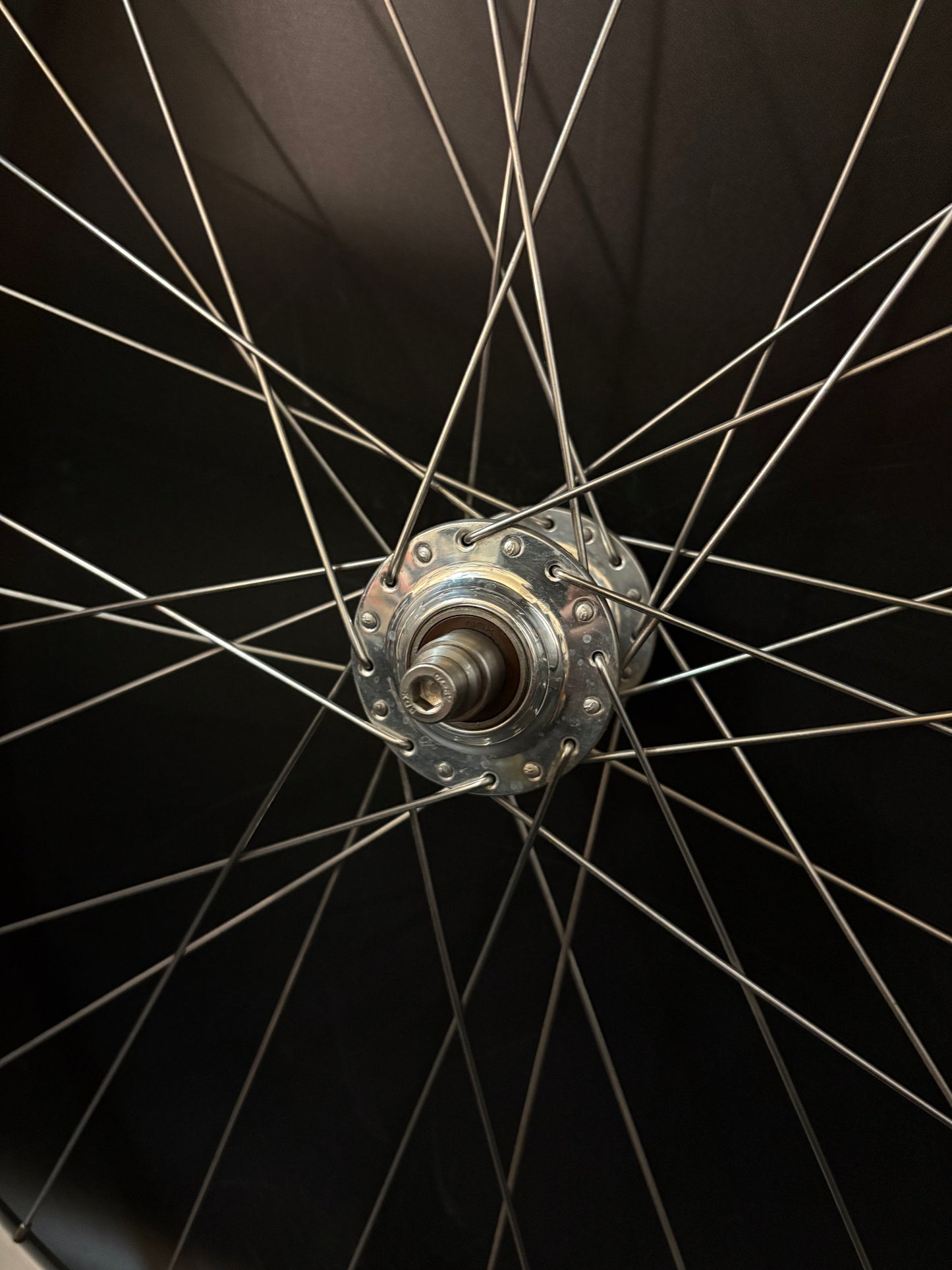 Velocity A23 Silver / Phil Wood Wheelset 32h