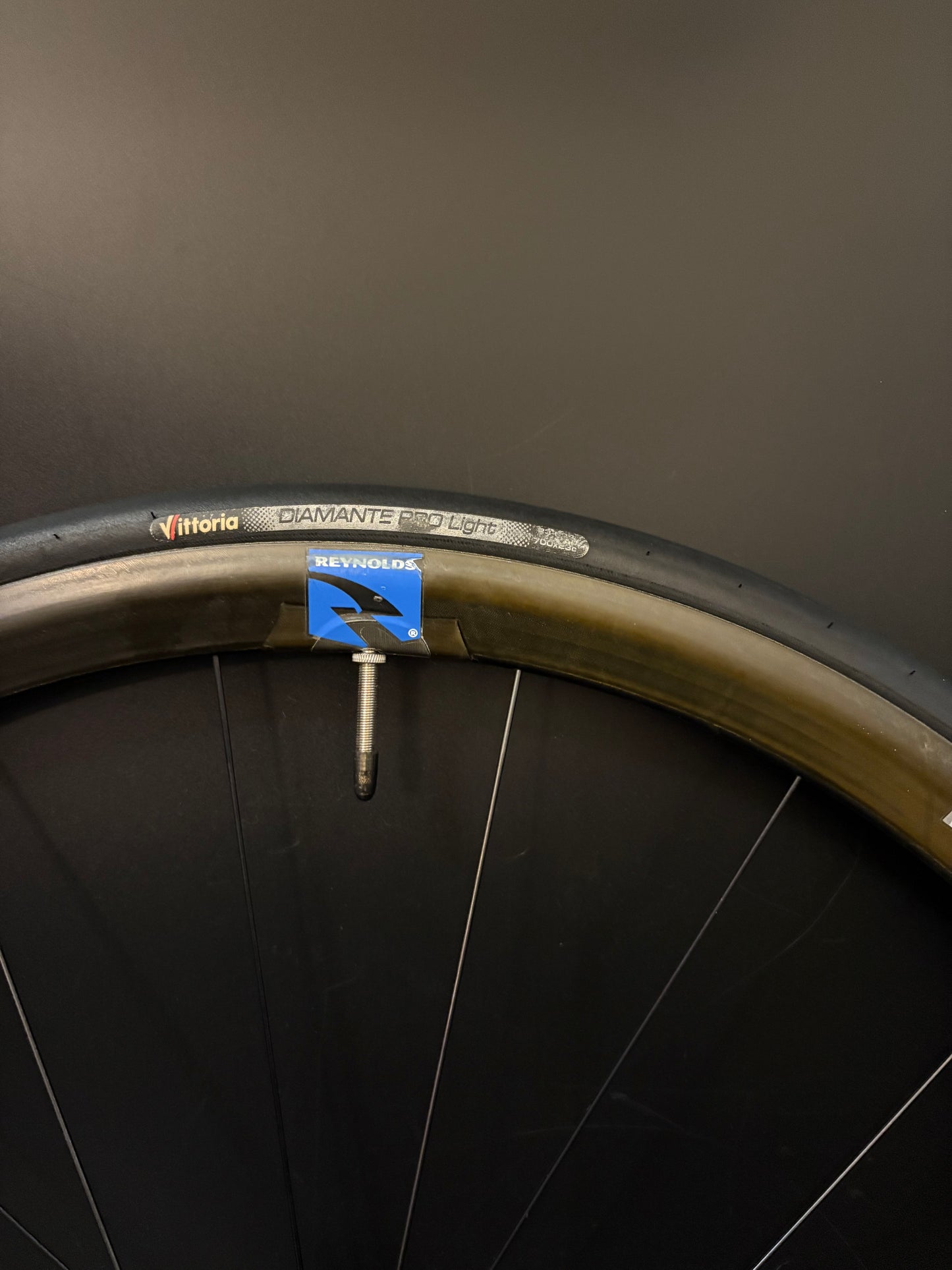 Reynolds Assault 35mm Carbon Clincher Wheelset 20/24h