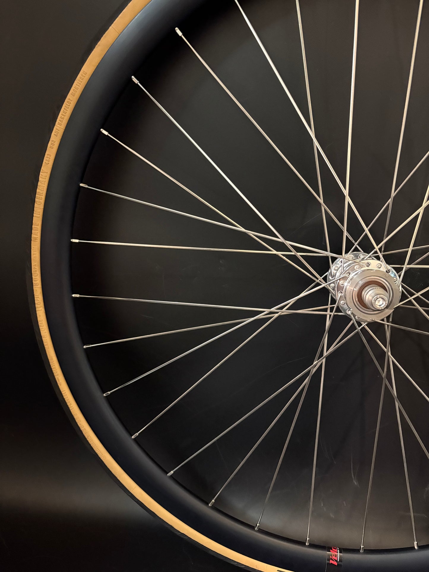 Velocity Aileron Black / Phil Wood LF Wheelset 32h