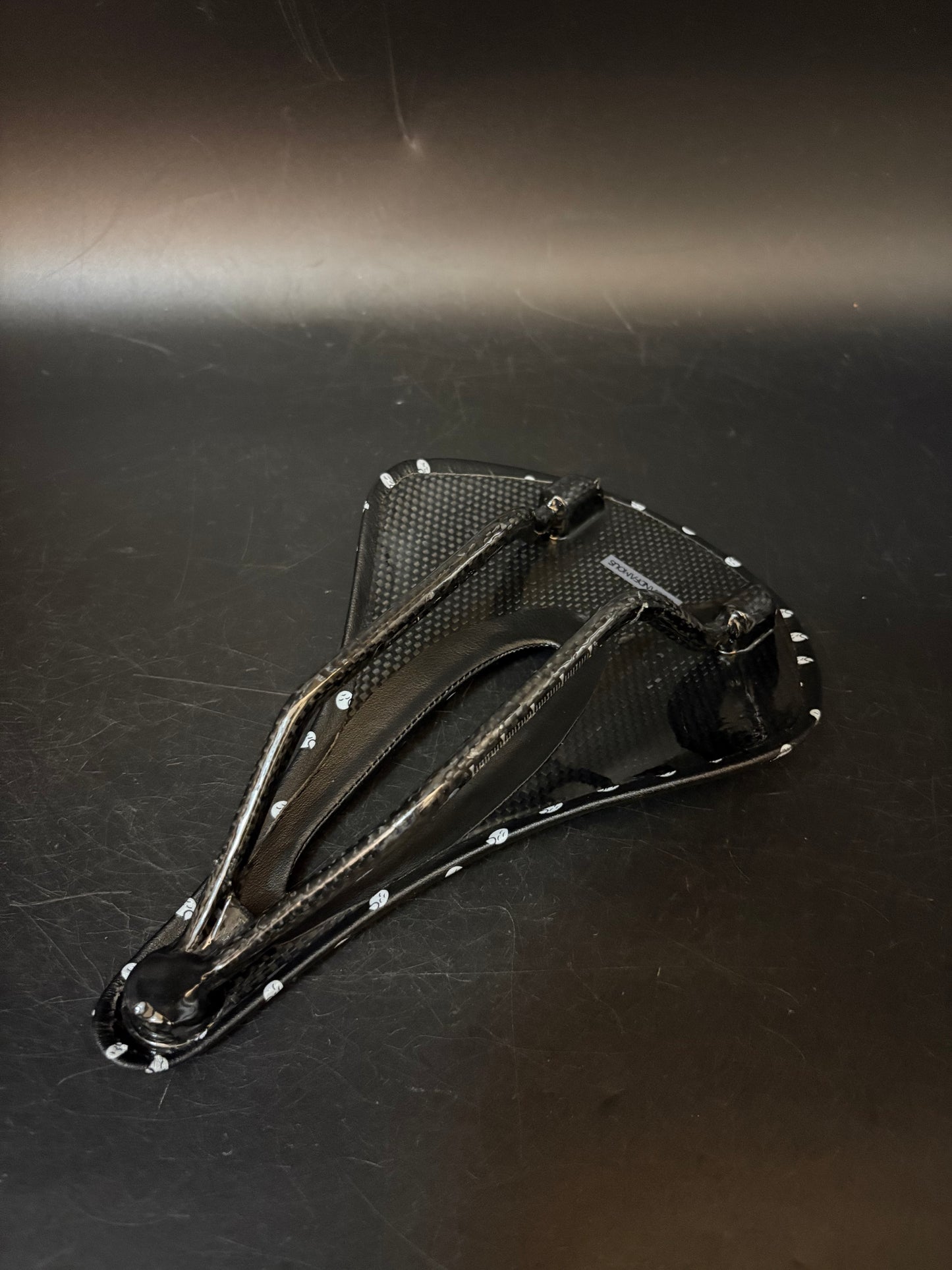 God & Famous Paincave Saddle Carbon Black