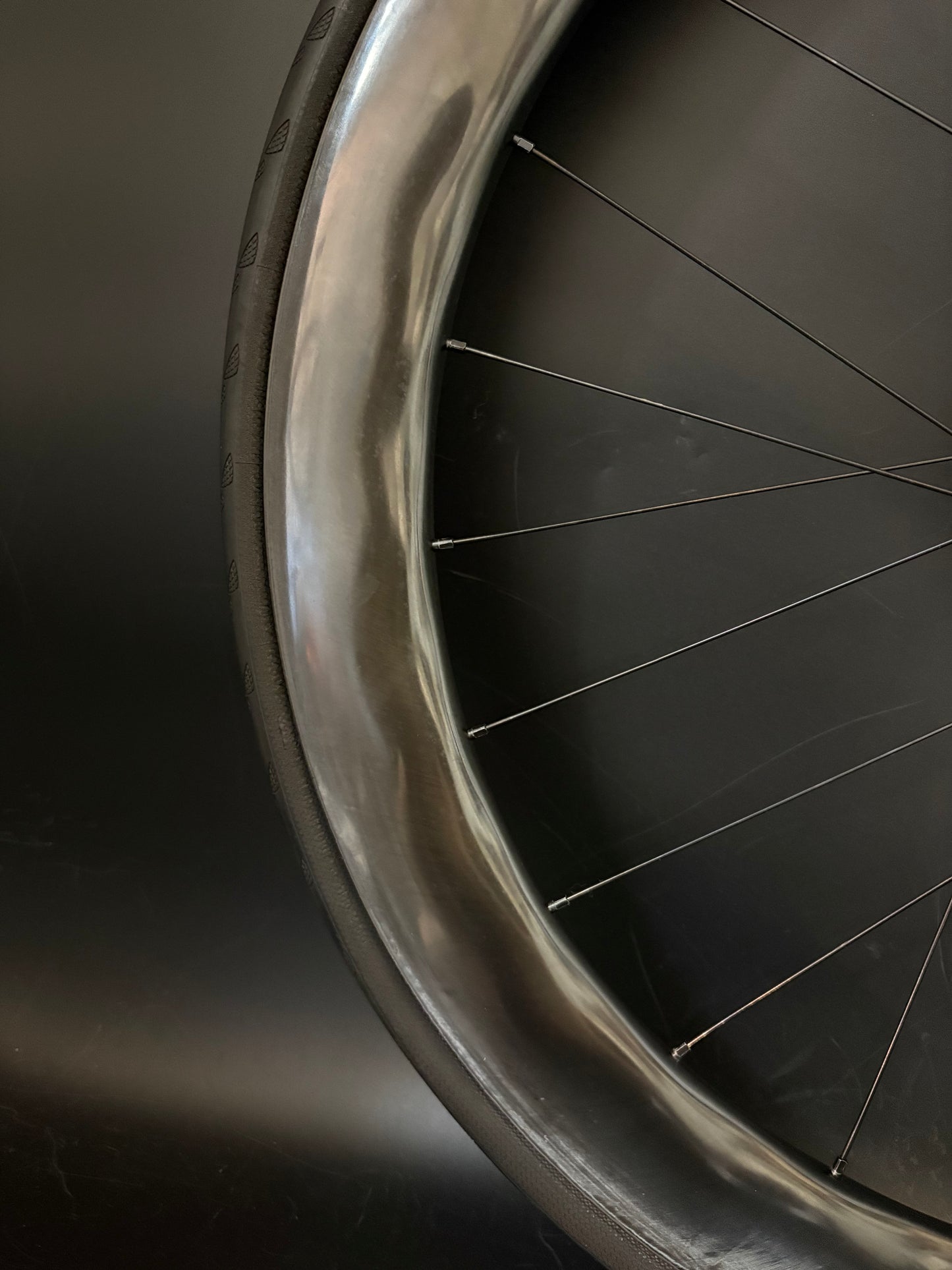 Light Bicycle AR375 + AR565 Carbon / Vendetta Wheelset 20/24h