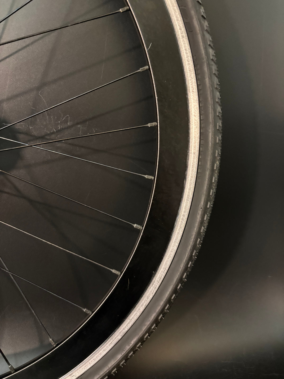 H Plus Son SL42 + Formation Face Black / Phil Wood HF Wheelset 32h