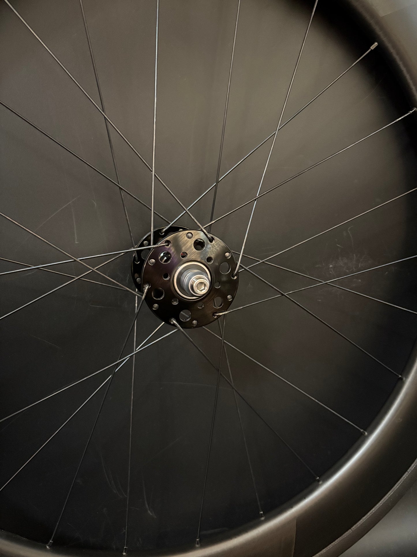 Astral Veil 6 Carbon Clincher / Phil Wood Pro HF Wheelset Black 24h