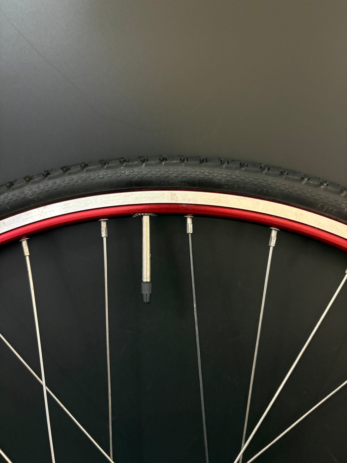 Ambrosio Evolution Red / Chub Hub Wheelset 32h