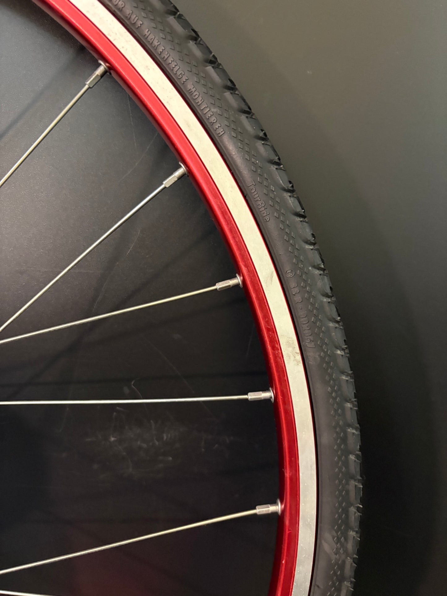 Ambrosio Evolution Red / Chub Hub Wheelset 32h