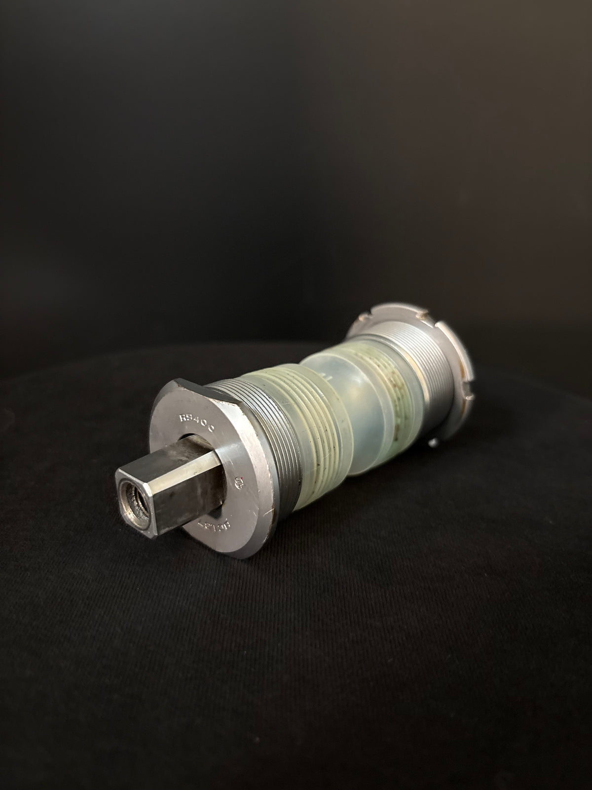 Hatta Swan Square Taper Bottom Bracket NJS