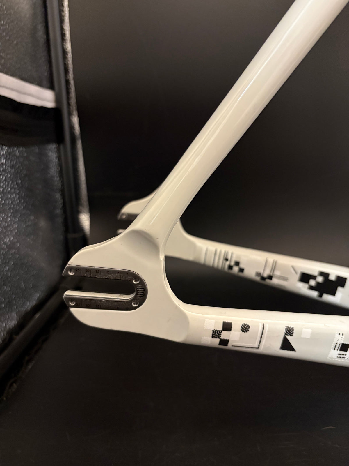 Mash AC-4 Prototype Frameset White/Black 54cm Medium