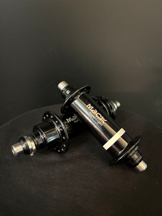 Mack Superlight Hubset Black/White 20/28h