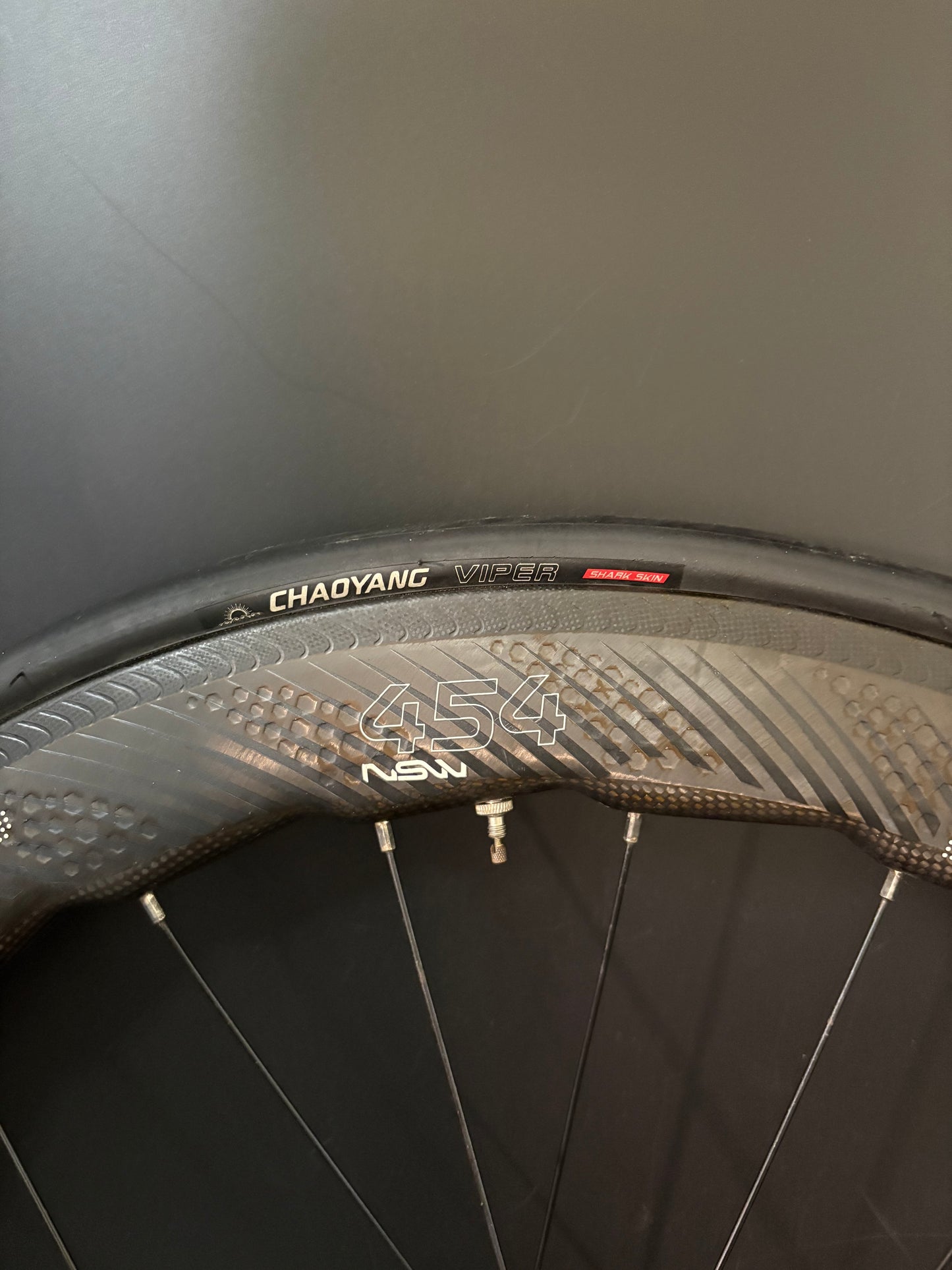 Zipp 454 NSW Carbon Clincher / DT Swiss Wheelset 20/24h