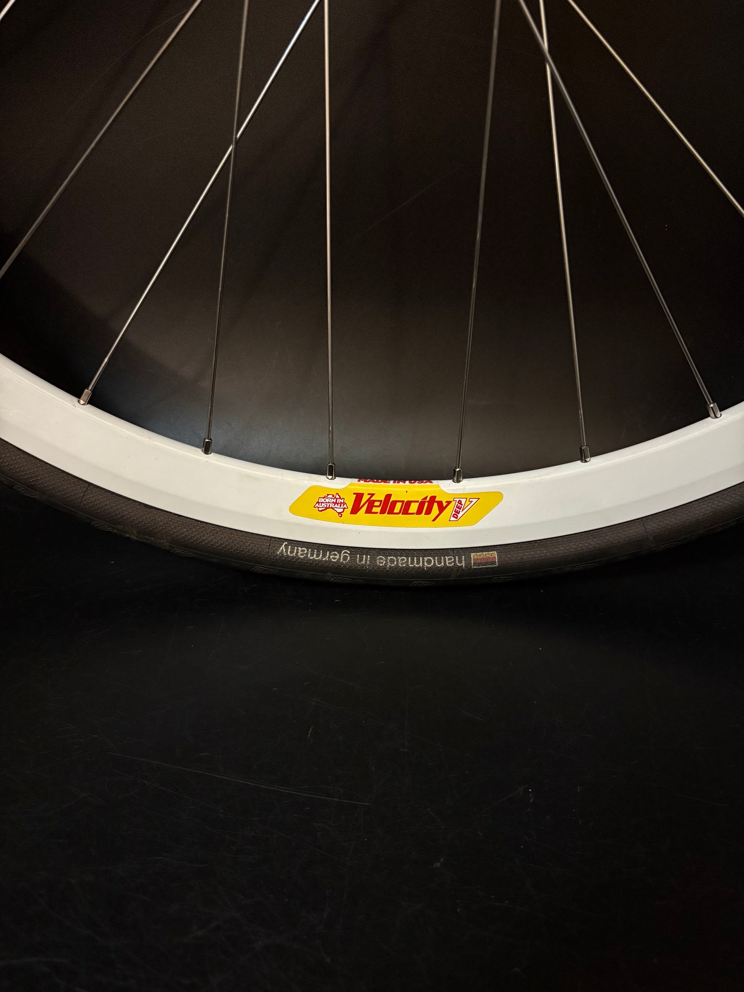 Velocity Deep V White / Gran Compe Pink Wheelset 32h