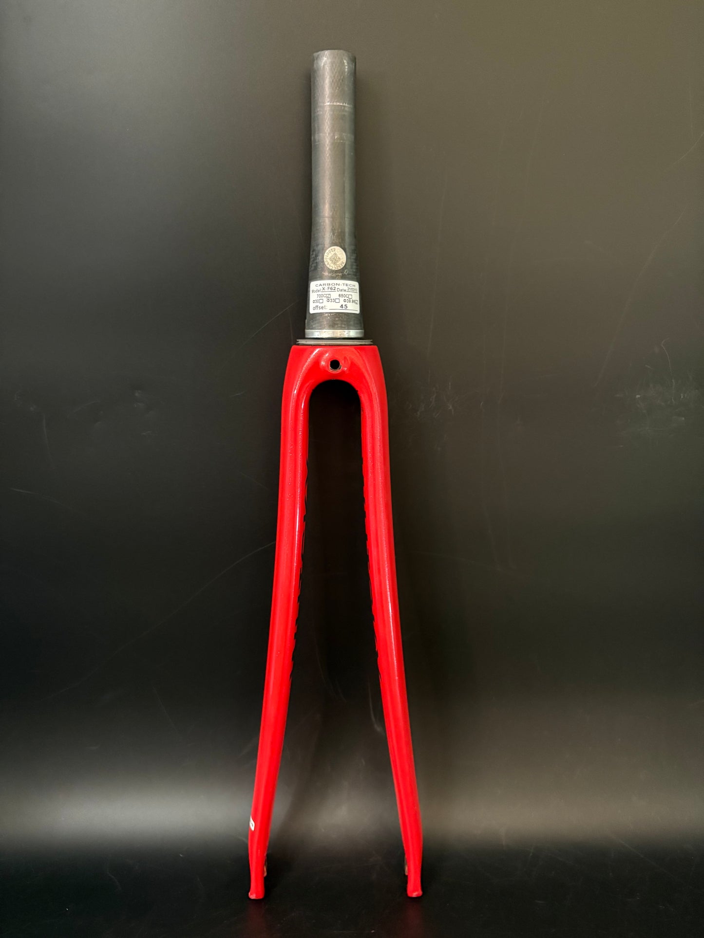 Whisky Carbon Fork Red 1 1/8”-1 1/2” Tapered 178mm 45 Rake