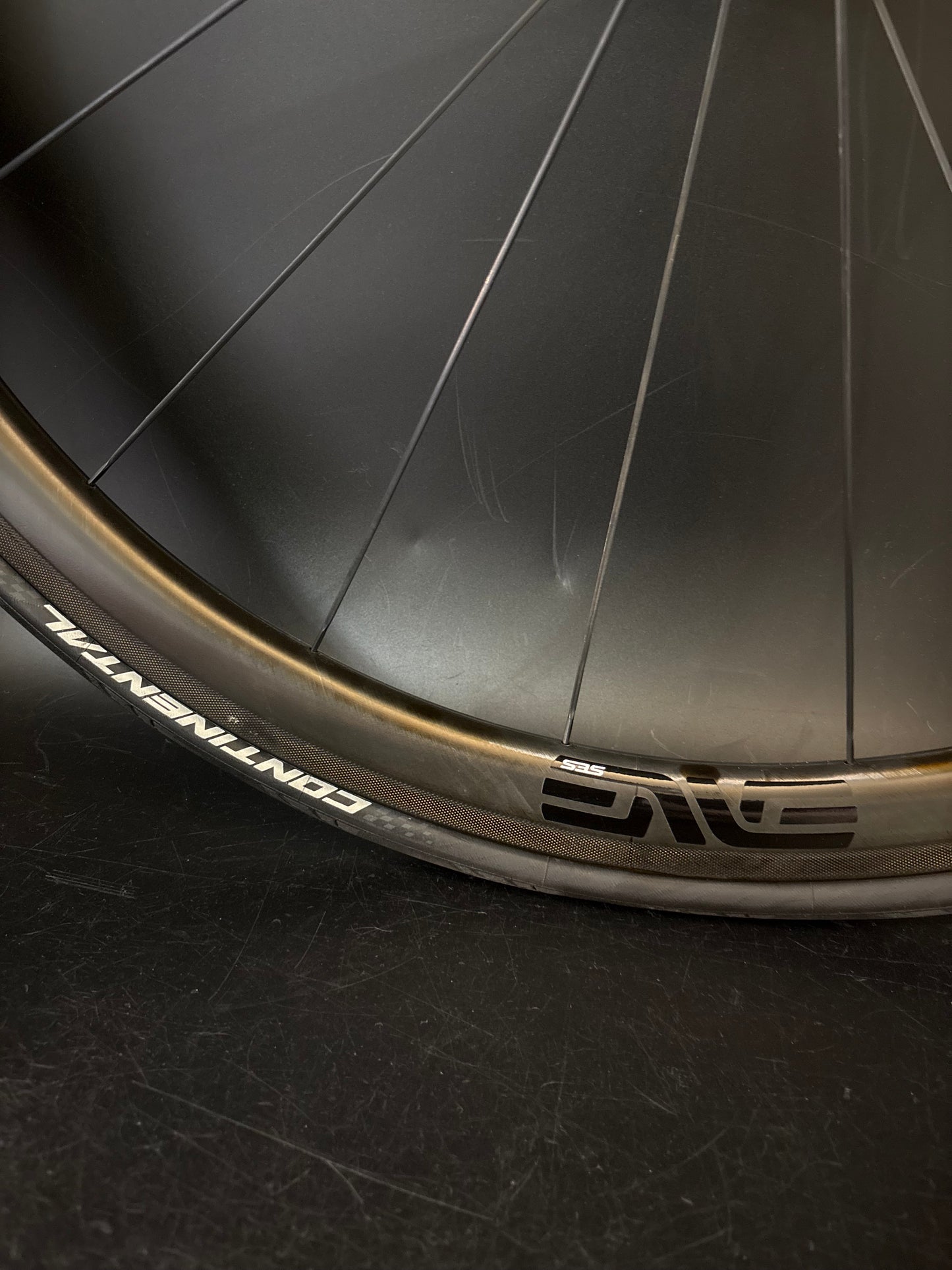 Enve SES 35mm Carbon Clincher Front Wheel Tubeless 20h