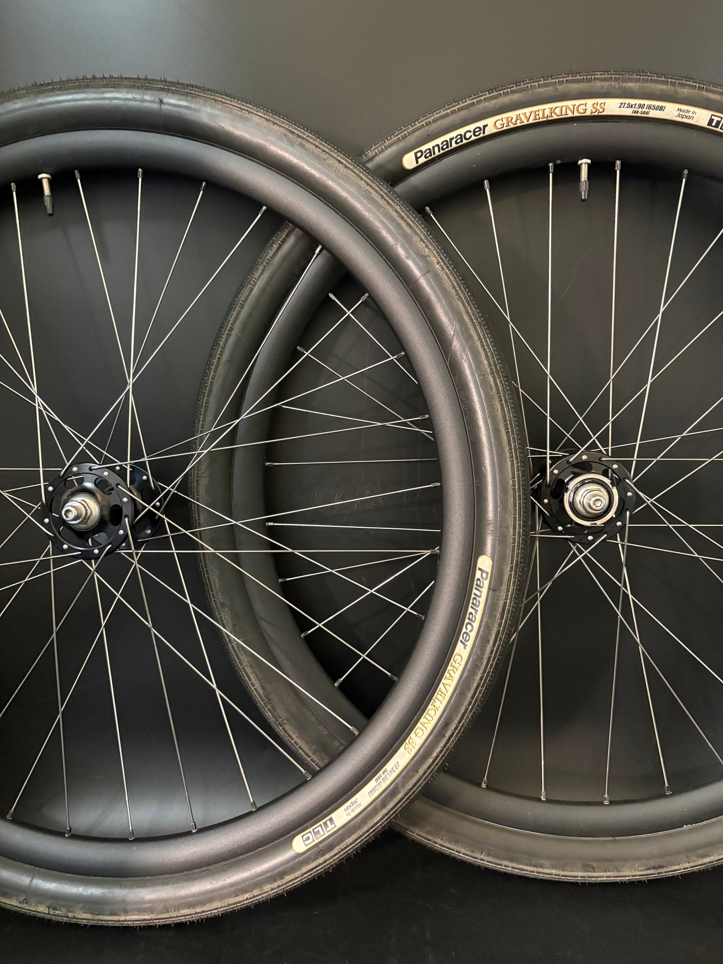 Velocity Aileron 650b / Paul Wheelset Black 32h