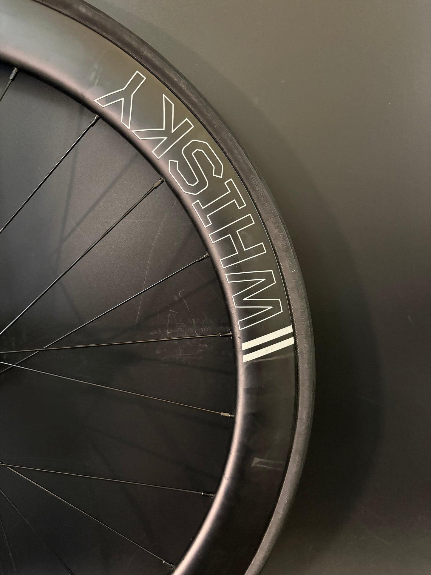 Whisky 50mm Carbon Clincher / Halo Wheelset Black 24h