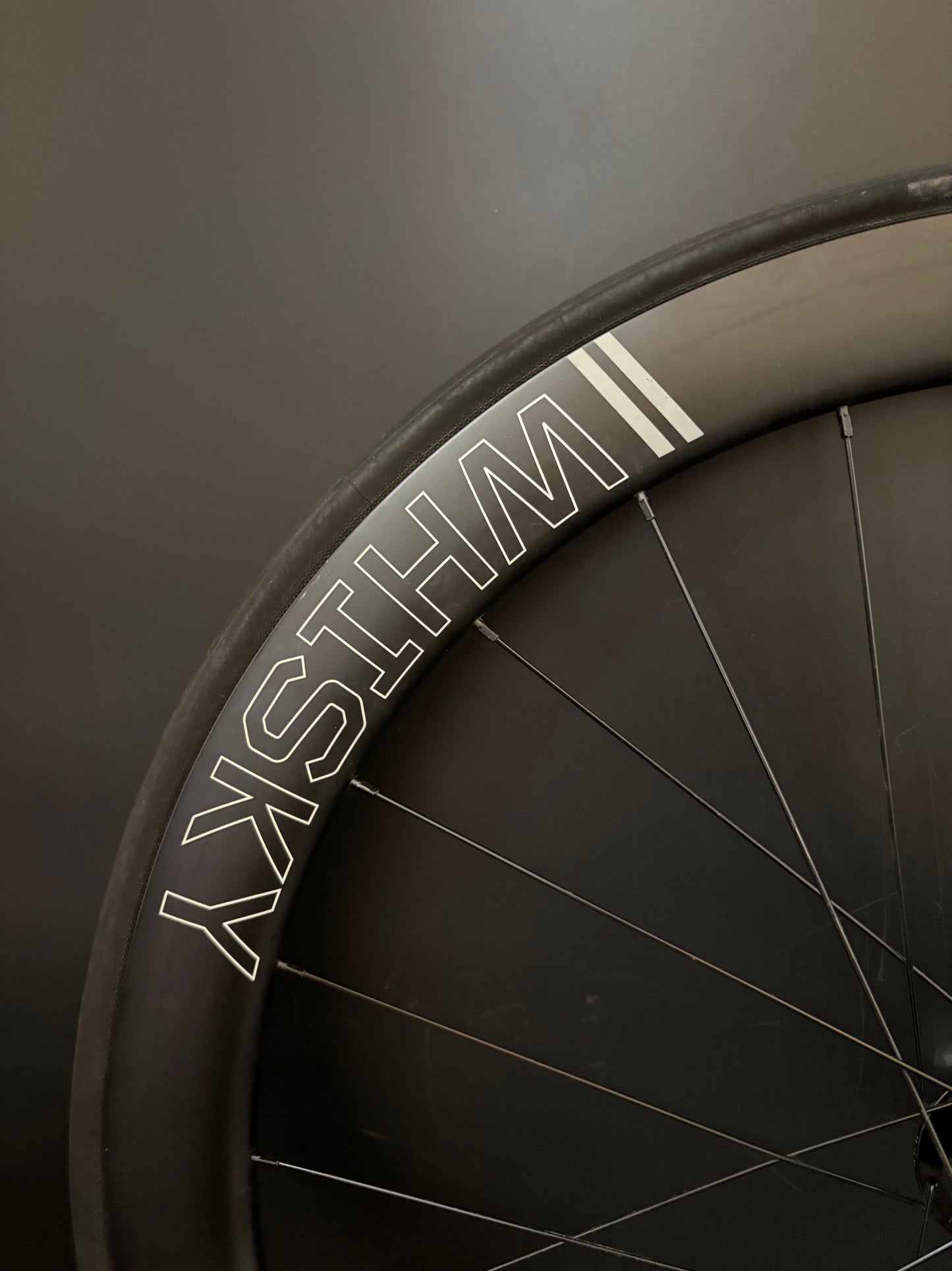 Whisky 50mm Carbon Clincher / Halo Wheelset Black 24h