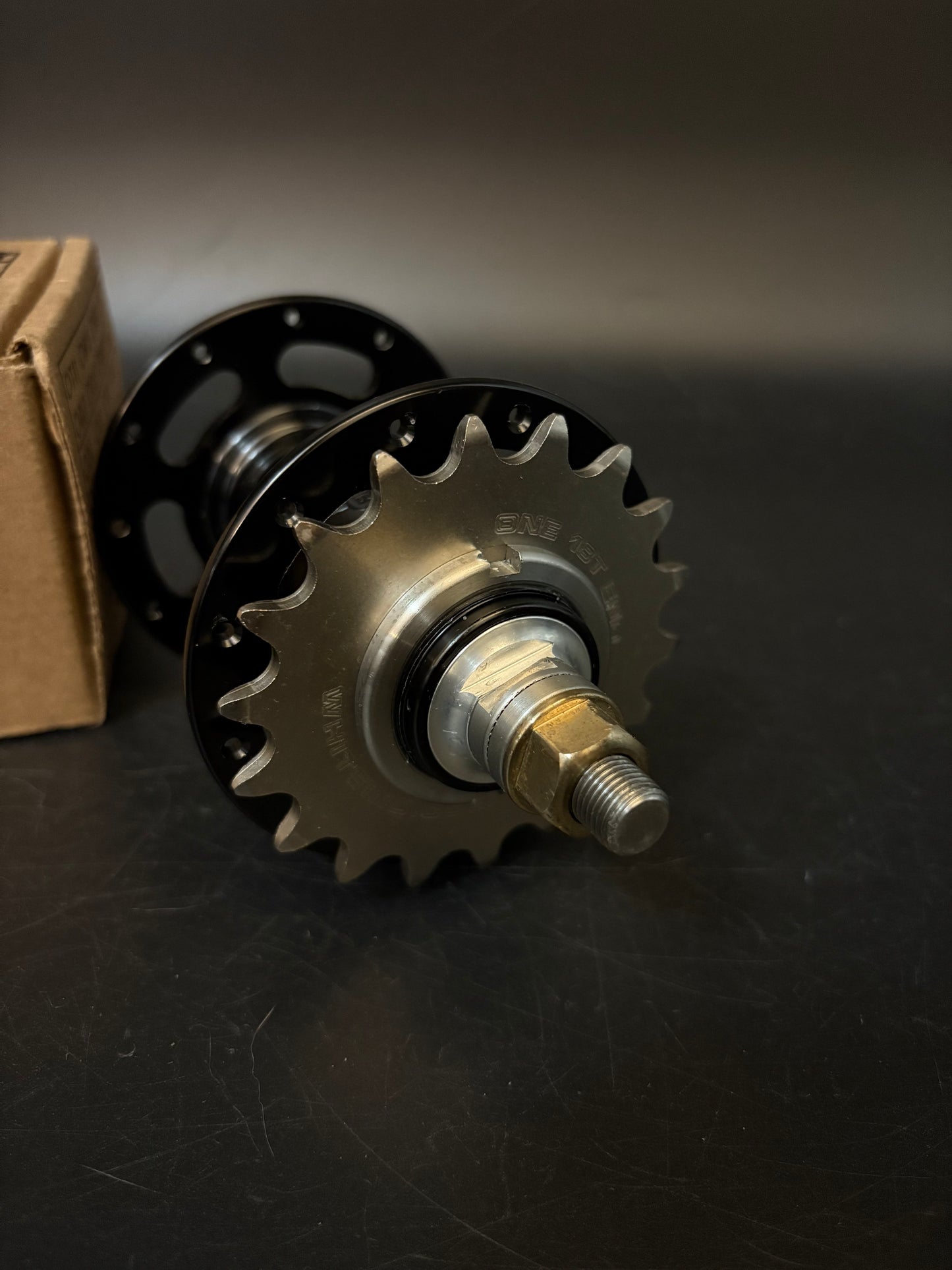 White Industries Rear Track Hub Black 24h w/ 17t Cog + Lockring