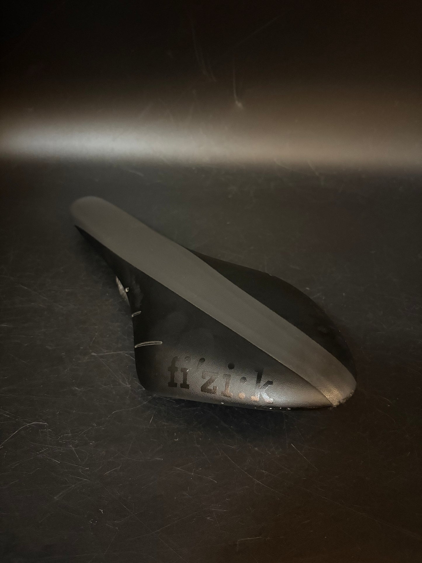 Fizik Arione R3 Saddle Blacl Carbon Rails