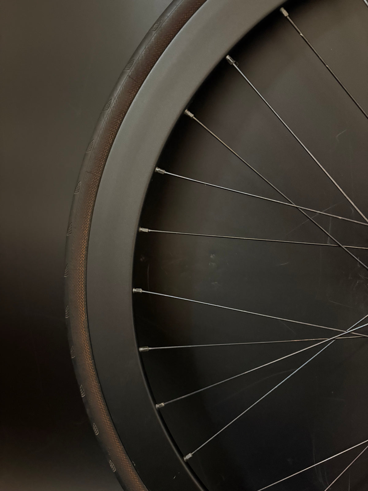 H Plus Son SL42 + Formation Face Black / Phil Wood HF Wheelset 32h