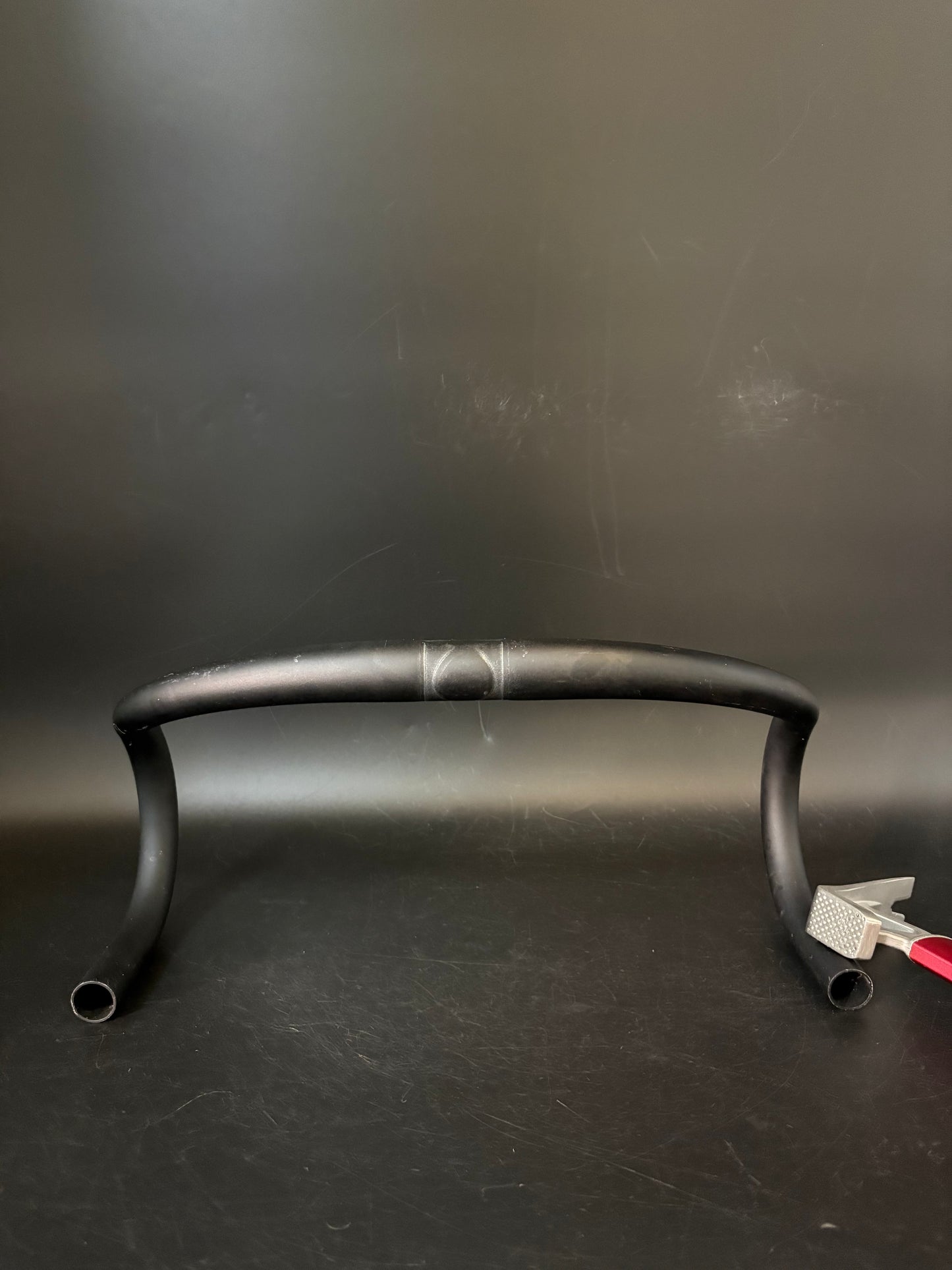 Deda Pista Track Drop Handlebar Black 40cm 31.8
