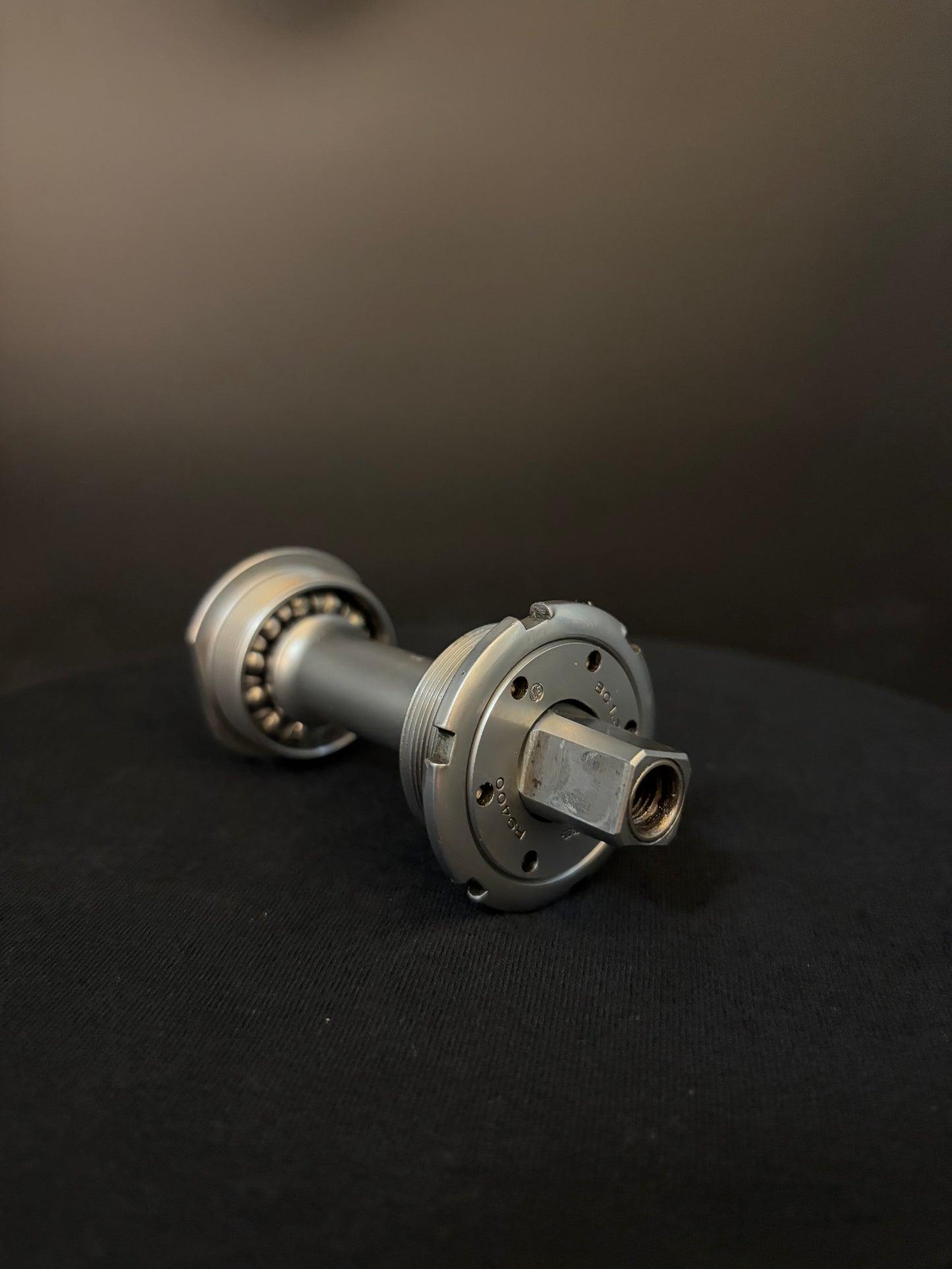 Hatta Swan R9400 NJS Bottom Bracket