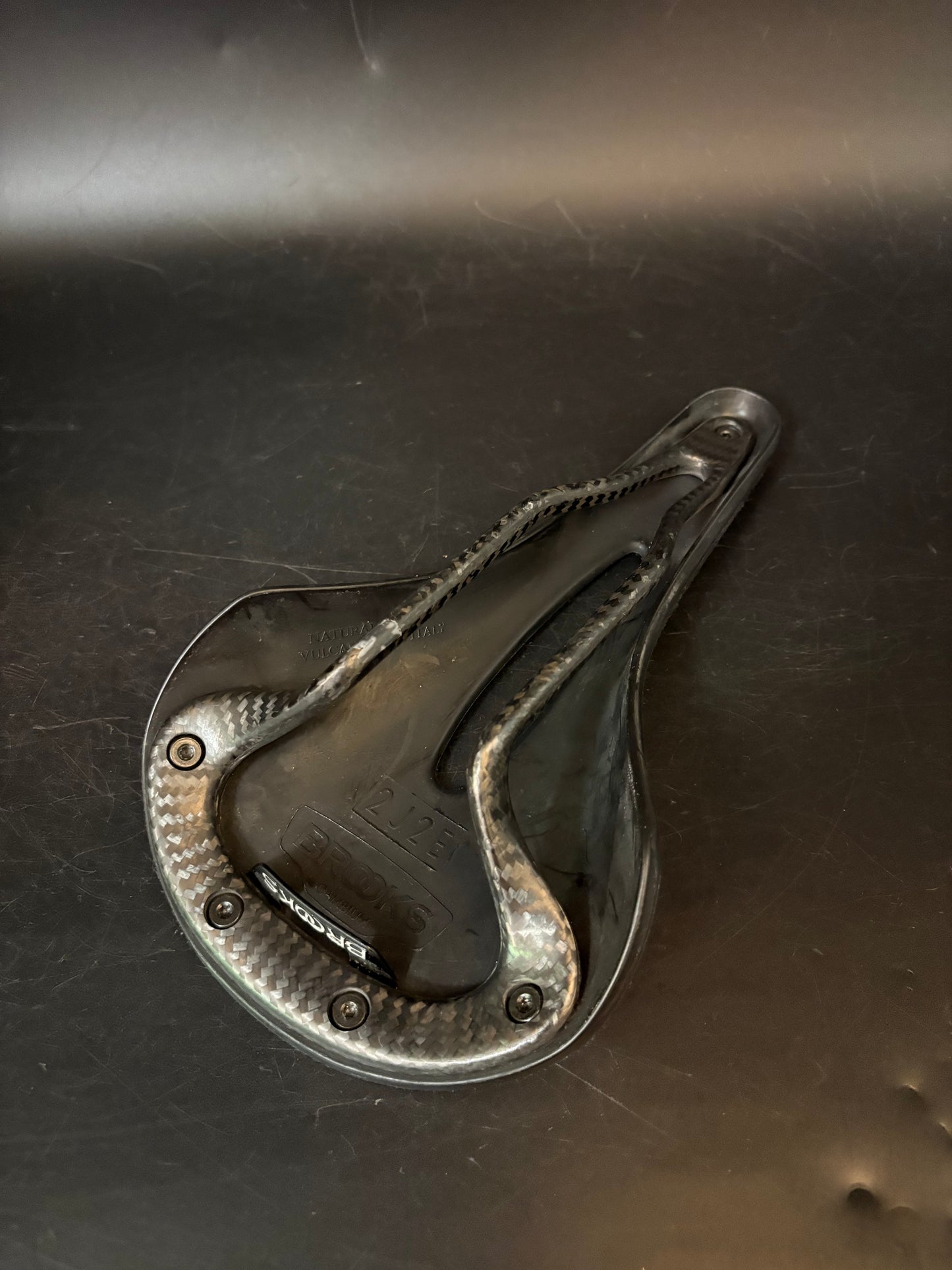 Brooks c13 Saddle Black 158mm Carbon