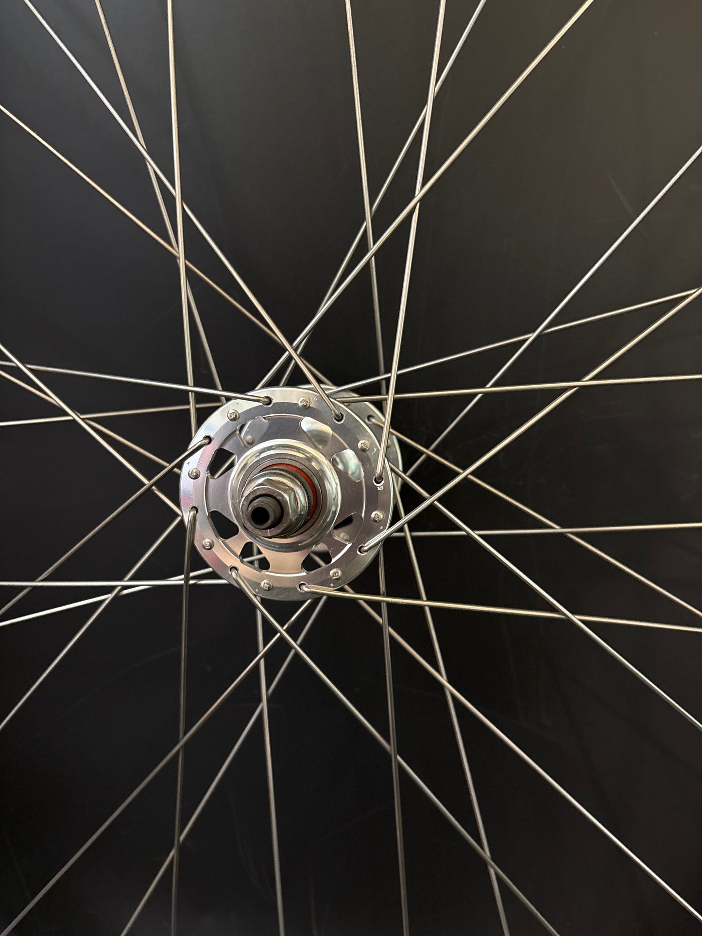 Velocity Deep V / Origin 8 Front Wheel Silver 32h