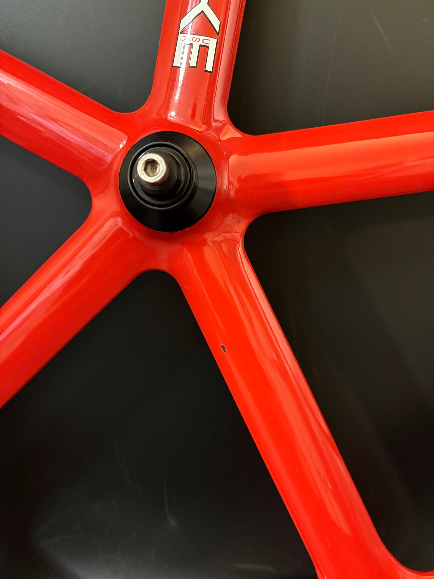 Aerospoke Clincher Front Wheel Red