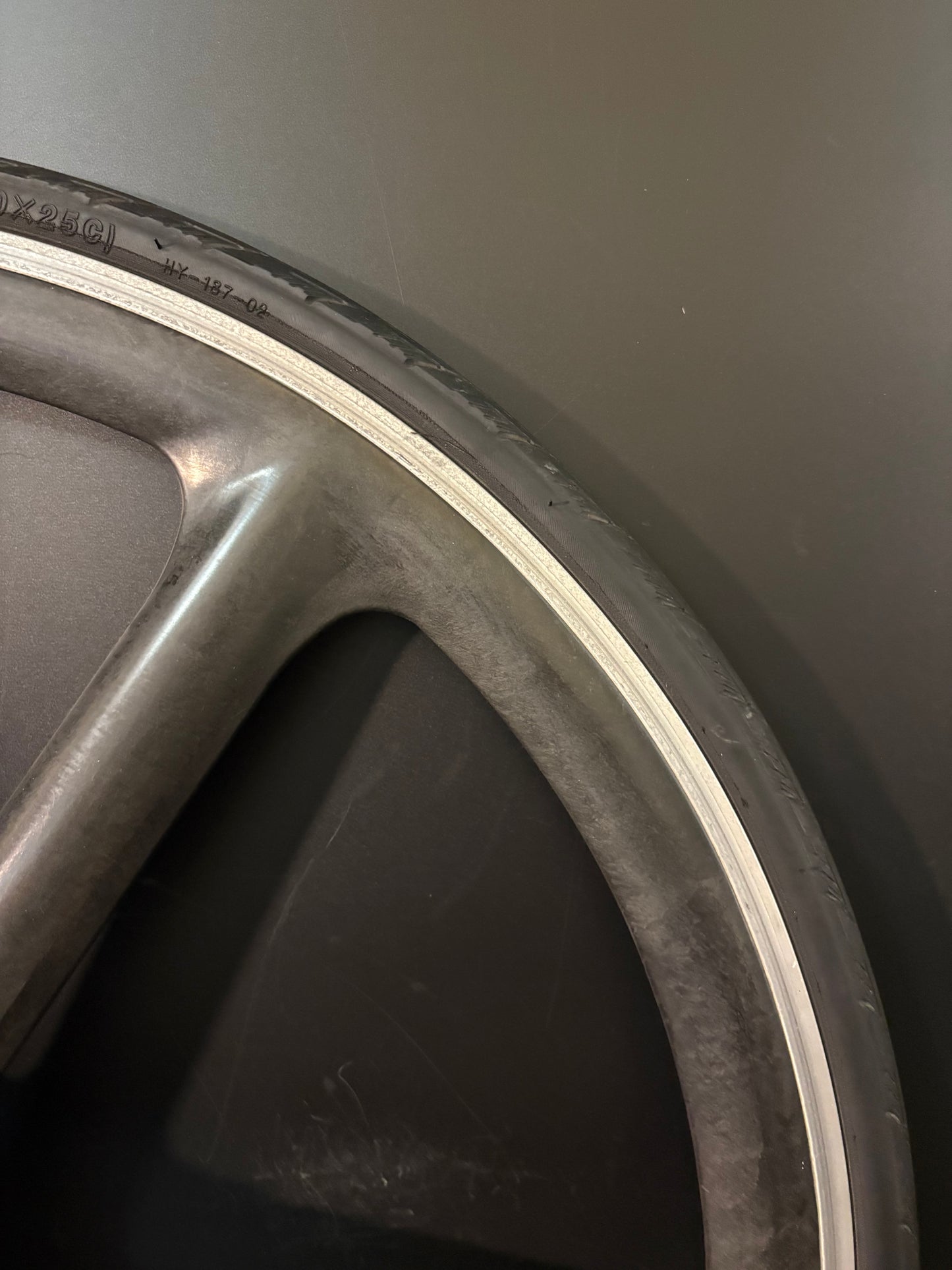 Aerospoke Clincher Front Wheel Black