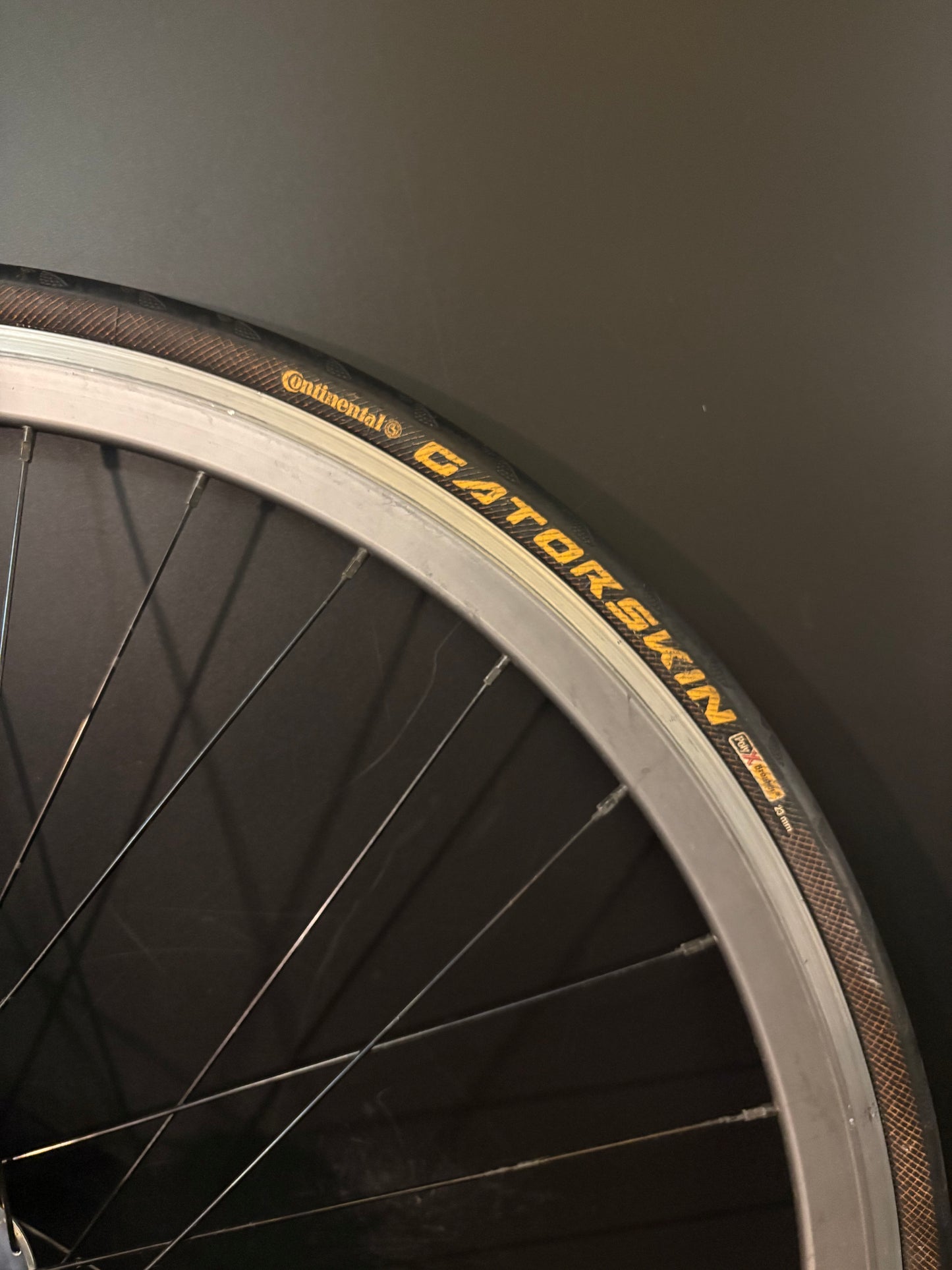 Velocity Deep V Grey / Dura Ace 7600 Wheelset 32h