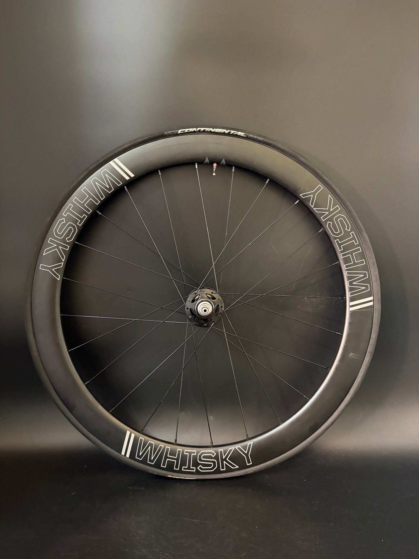 Whisky 50mm Carbon Clincher / Halo Wheelset Black 24h