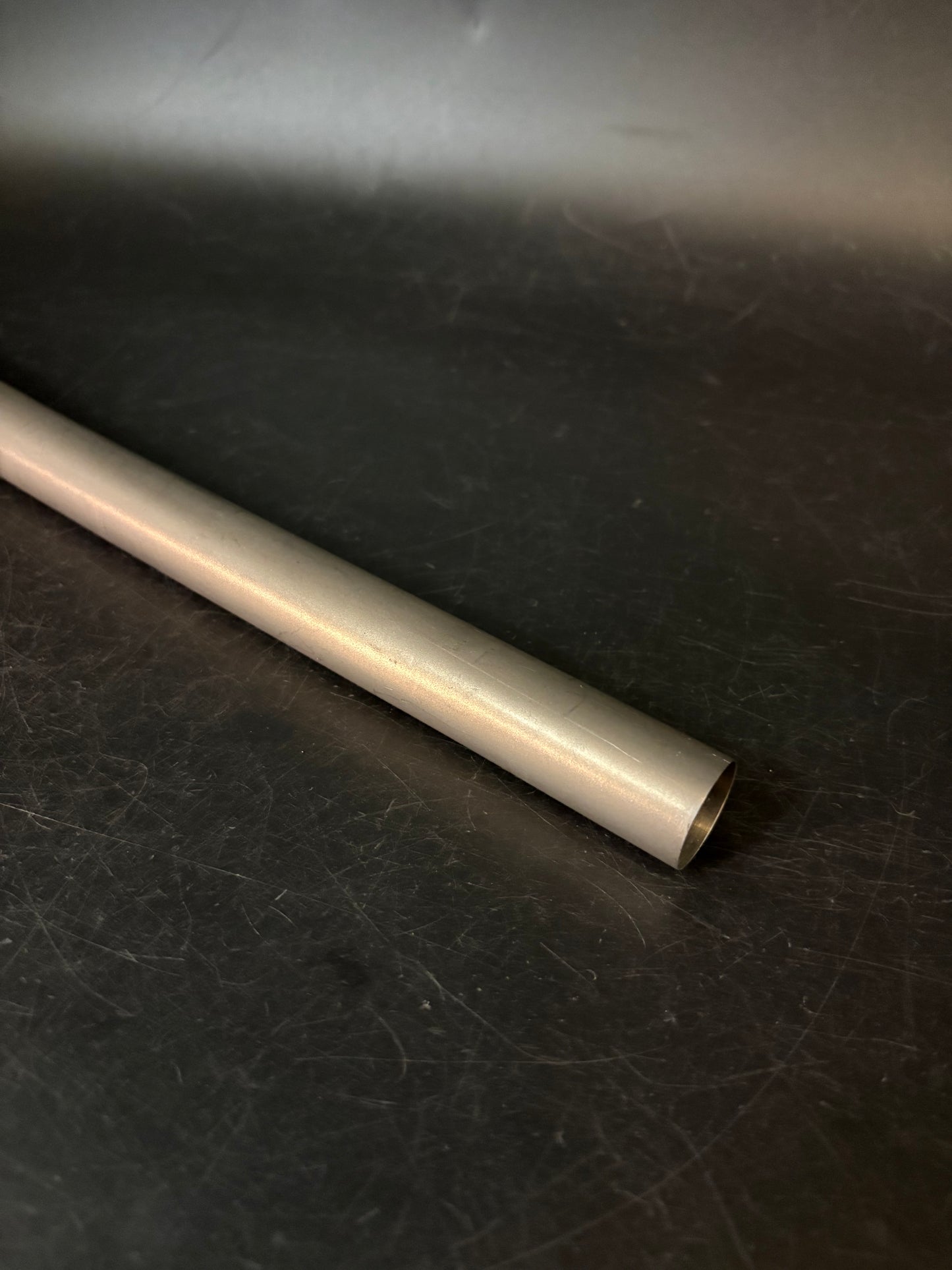 Titec Straight Handlebar Titanium 550mm 25.4